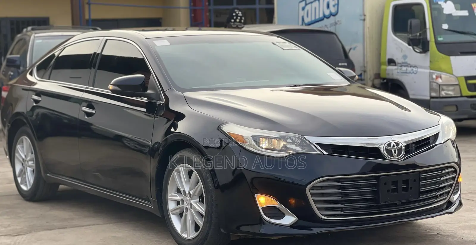 Toyota Avalon Limited 4dr Sedan (3.5L 6cyl 6A) 2014 Black