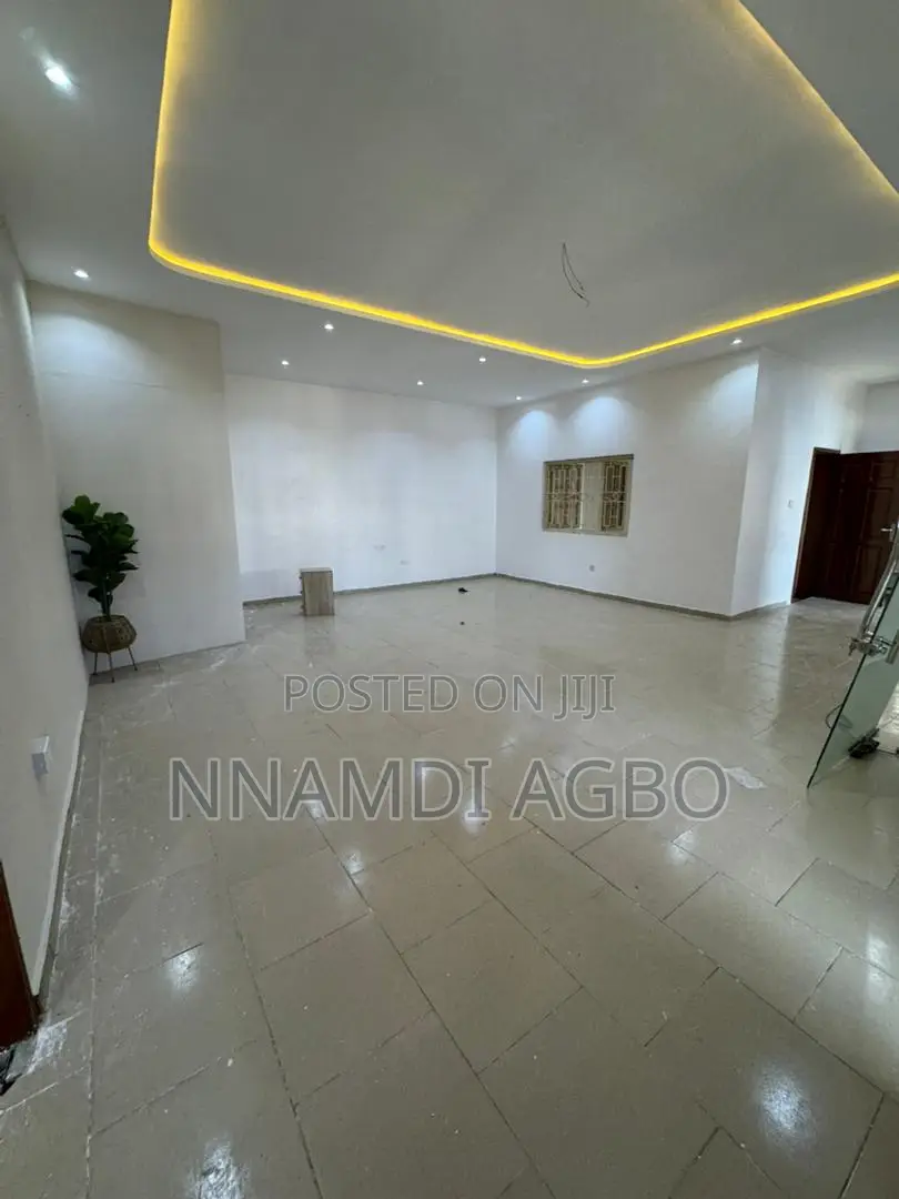 Mini Flat in Agungi for rent
