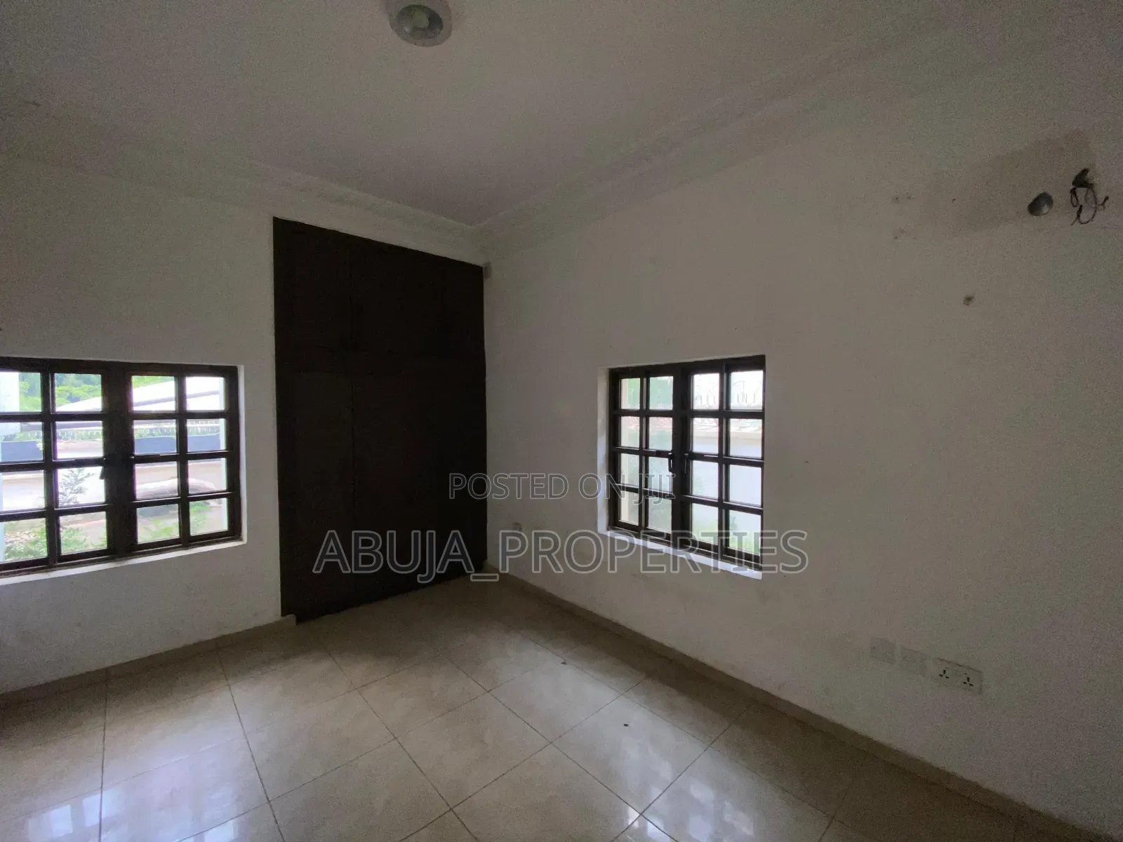 5bdrm Duplex in Wuse 2 for rent
