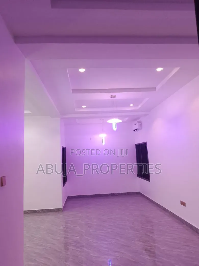 4bdrm Duplex in Asokoro for rent
