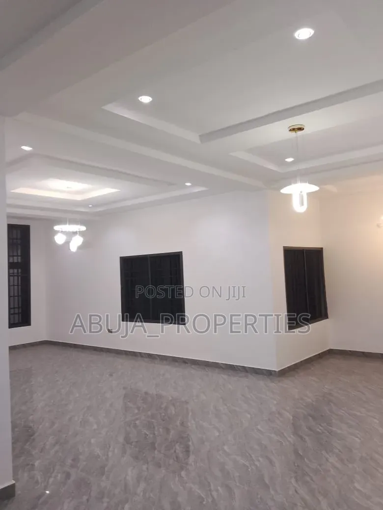 4bdrm Duplex in Asokoro for rent