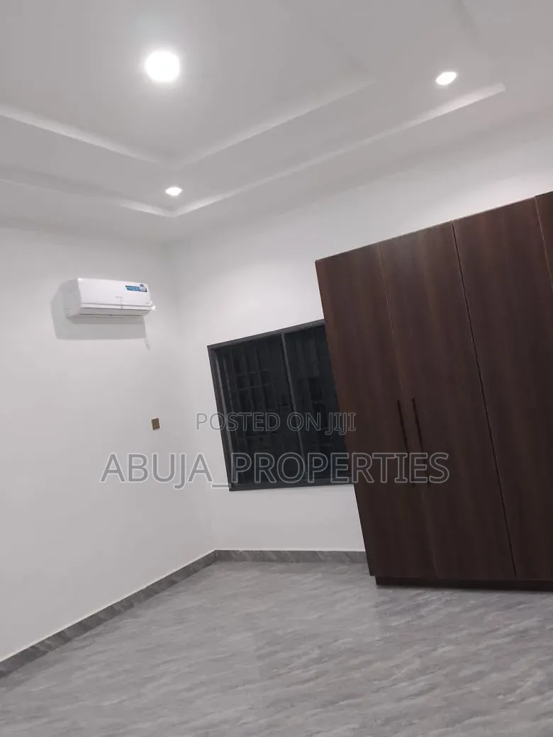 4bdrm Duplex in Asokoro for rent