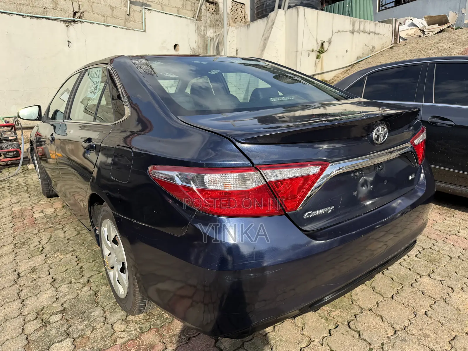 Toyota Camry LE 4dr Sedan (2.5L 4cyl 6A) 2015 Blue