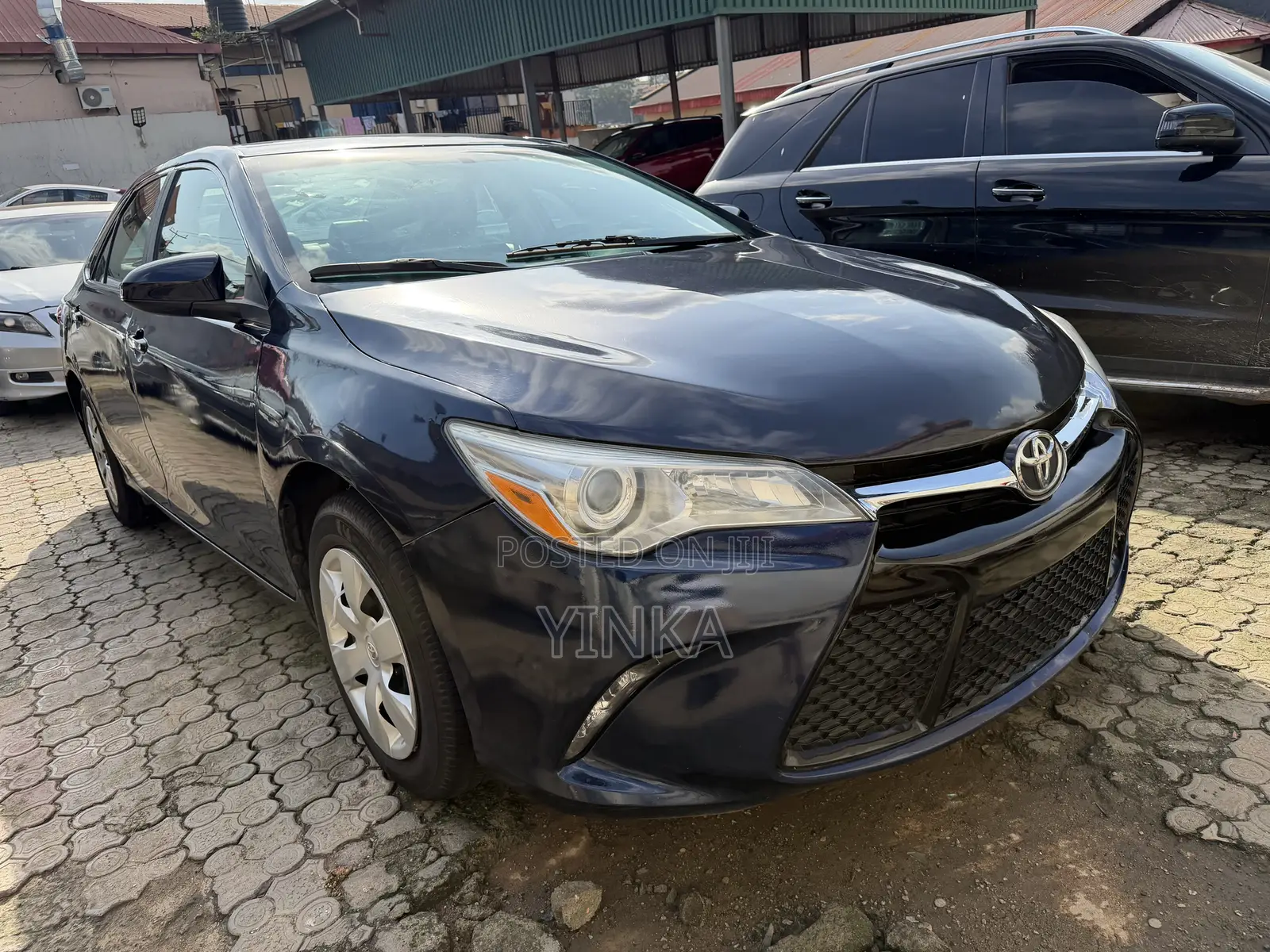 Toyota Camry LE 4dr Sedan (2.5L 4cyl 6A) 2015 Blue