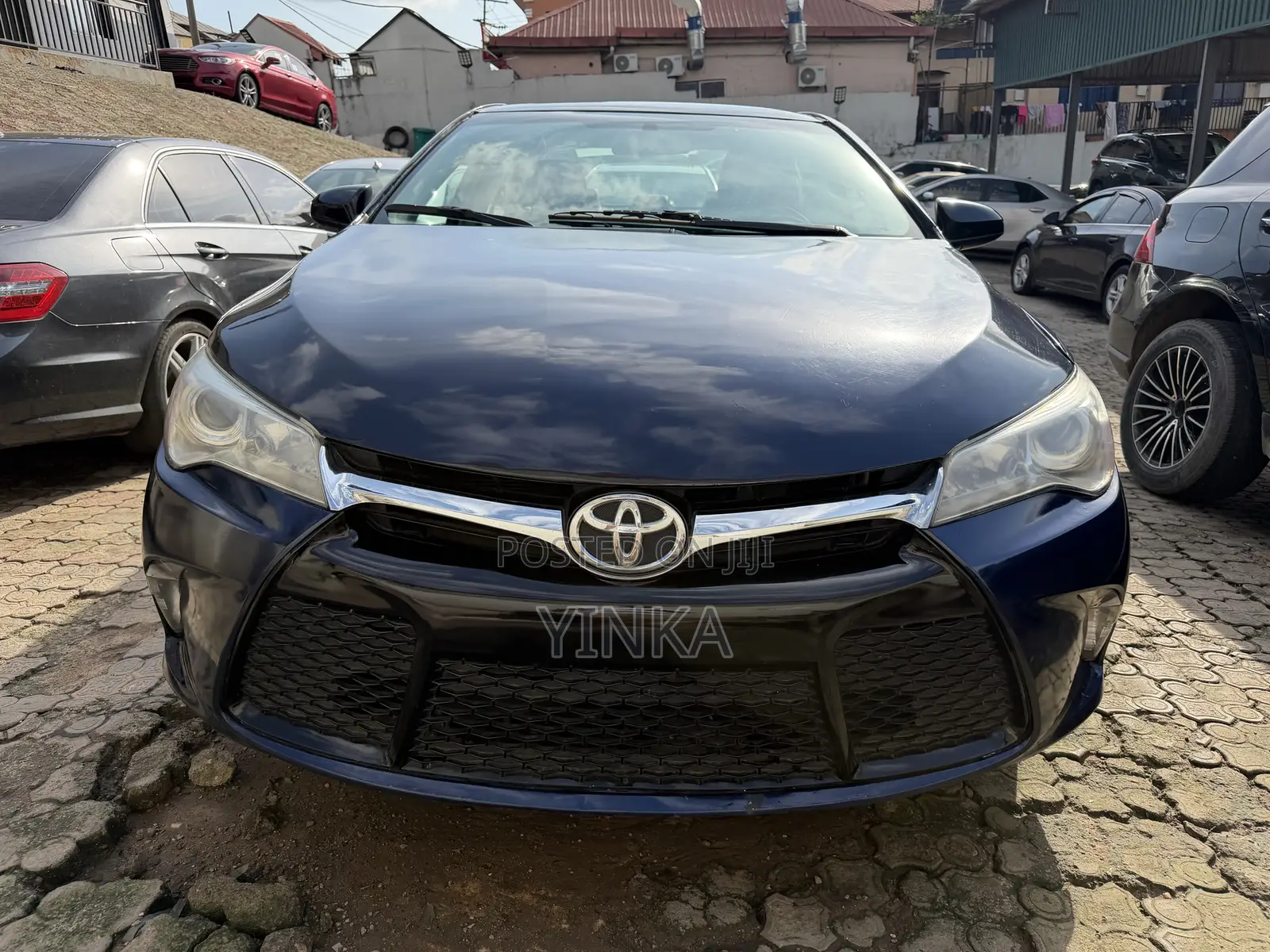 Toyota Camry LE 4dr Sedan (2.5L 4cyl 6A) 2015 Blue