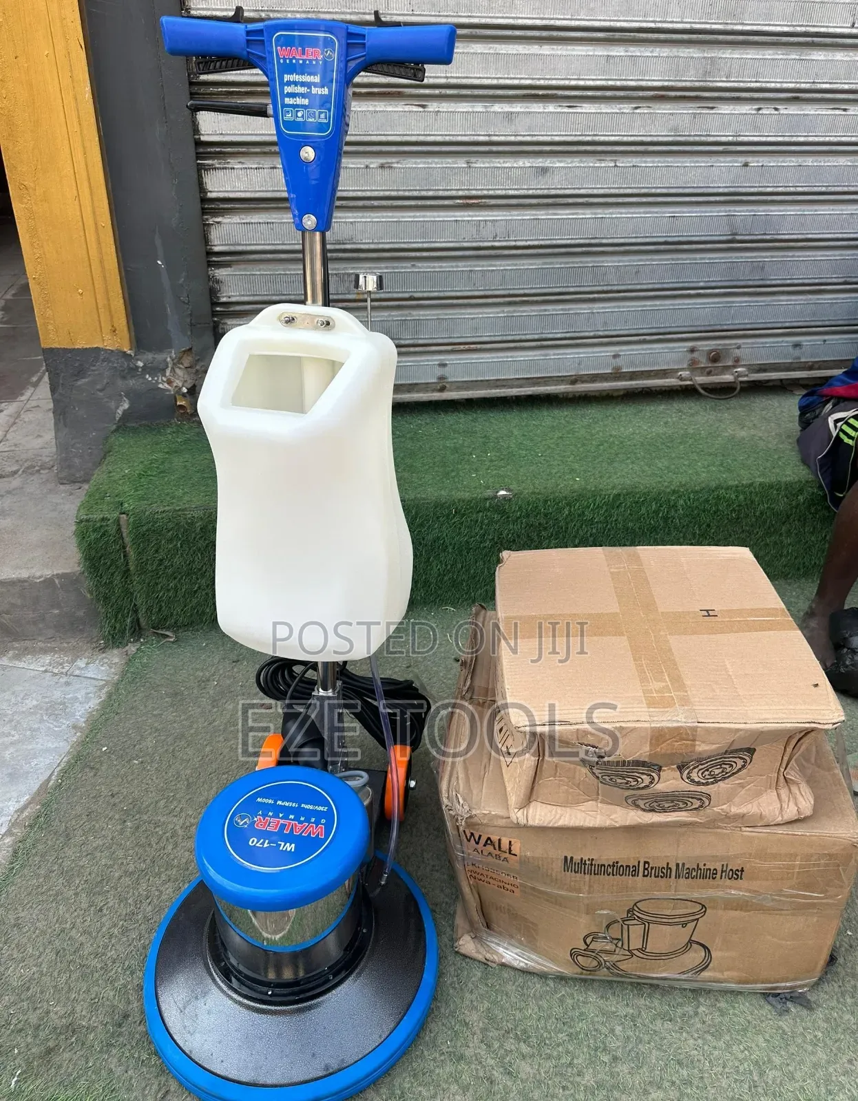 Scrubbing Or Polishing Machine