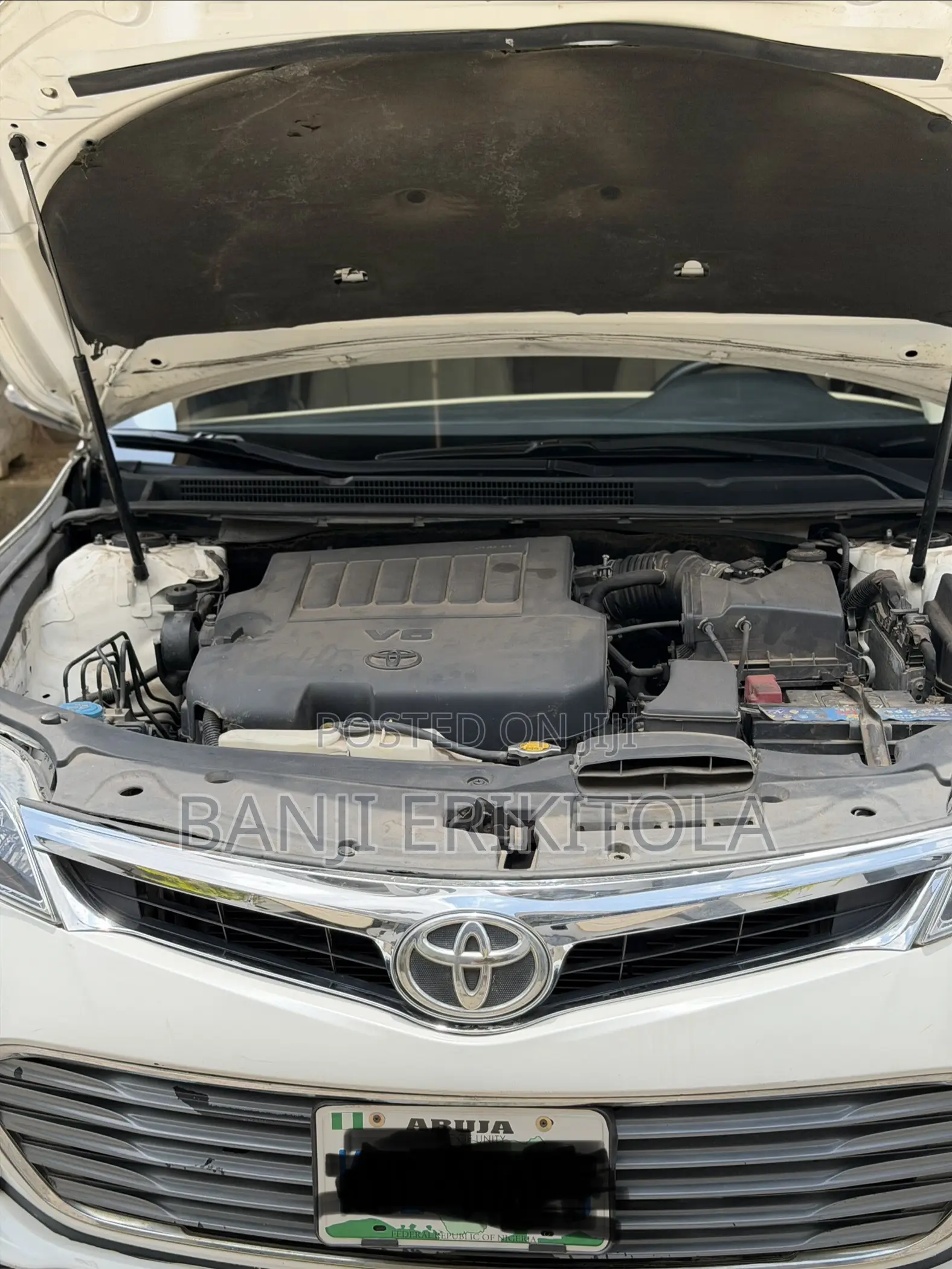 Toyota Avalon Limited 4dr Sedan (3.5L 6cyl 6A) 2014 White