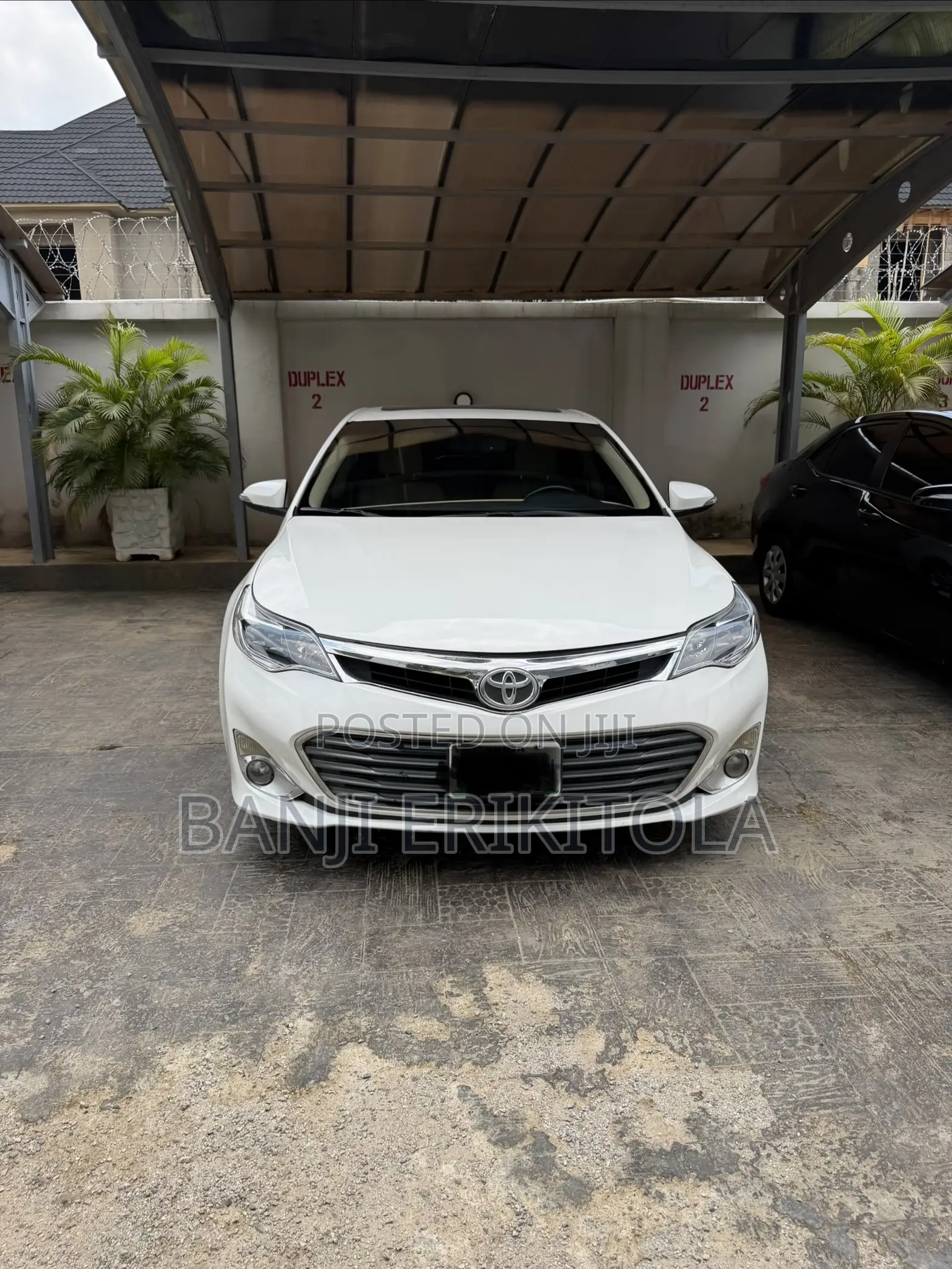 Toyota Avalon Limited 4dr Sedan (3.5L 6cyl 6A) 2014 White
