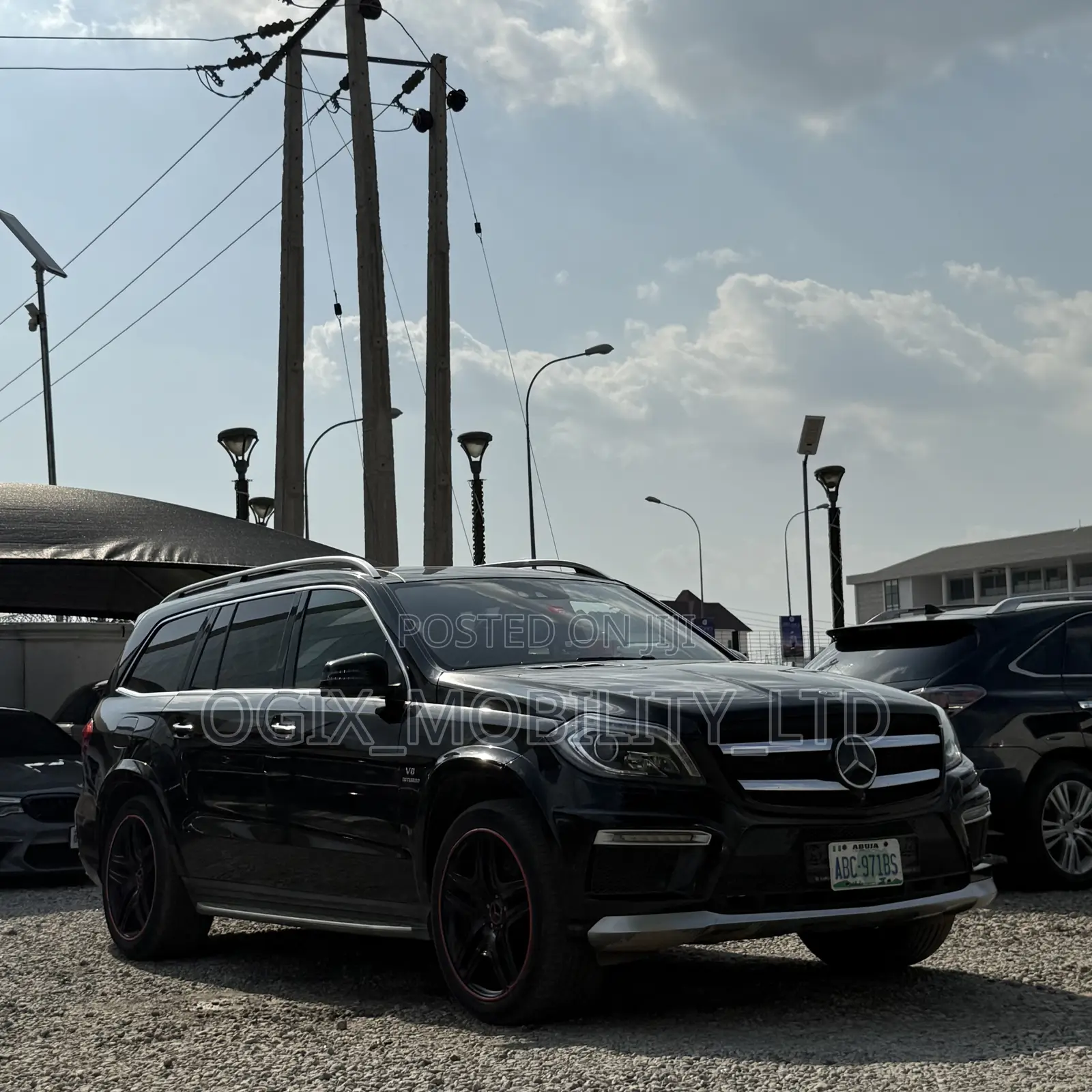Mercedes-Benz GL-Class GL63 AMG 4dr SUV AWD (5.5L 8cyl Turbo 7A) 2015