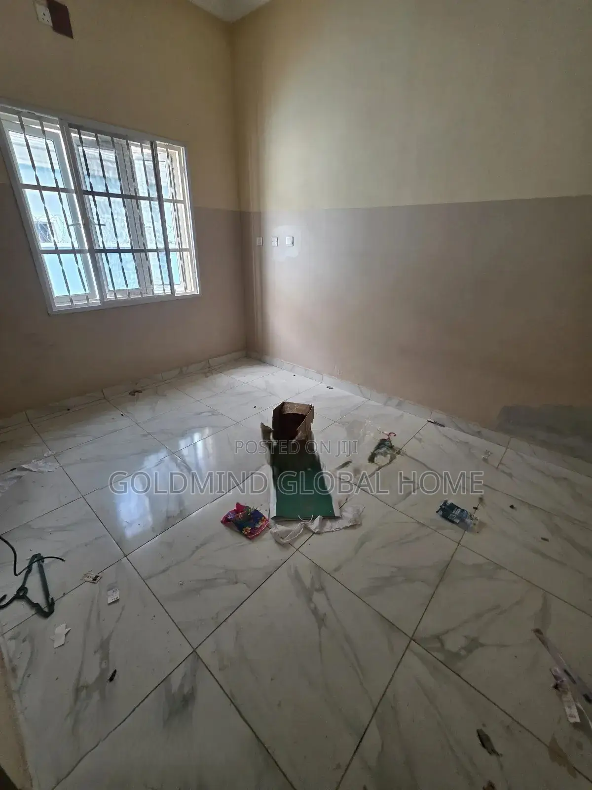 3bdrm Bungalow in Lugbe - Abuja for sale