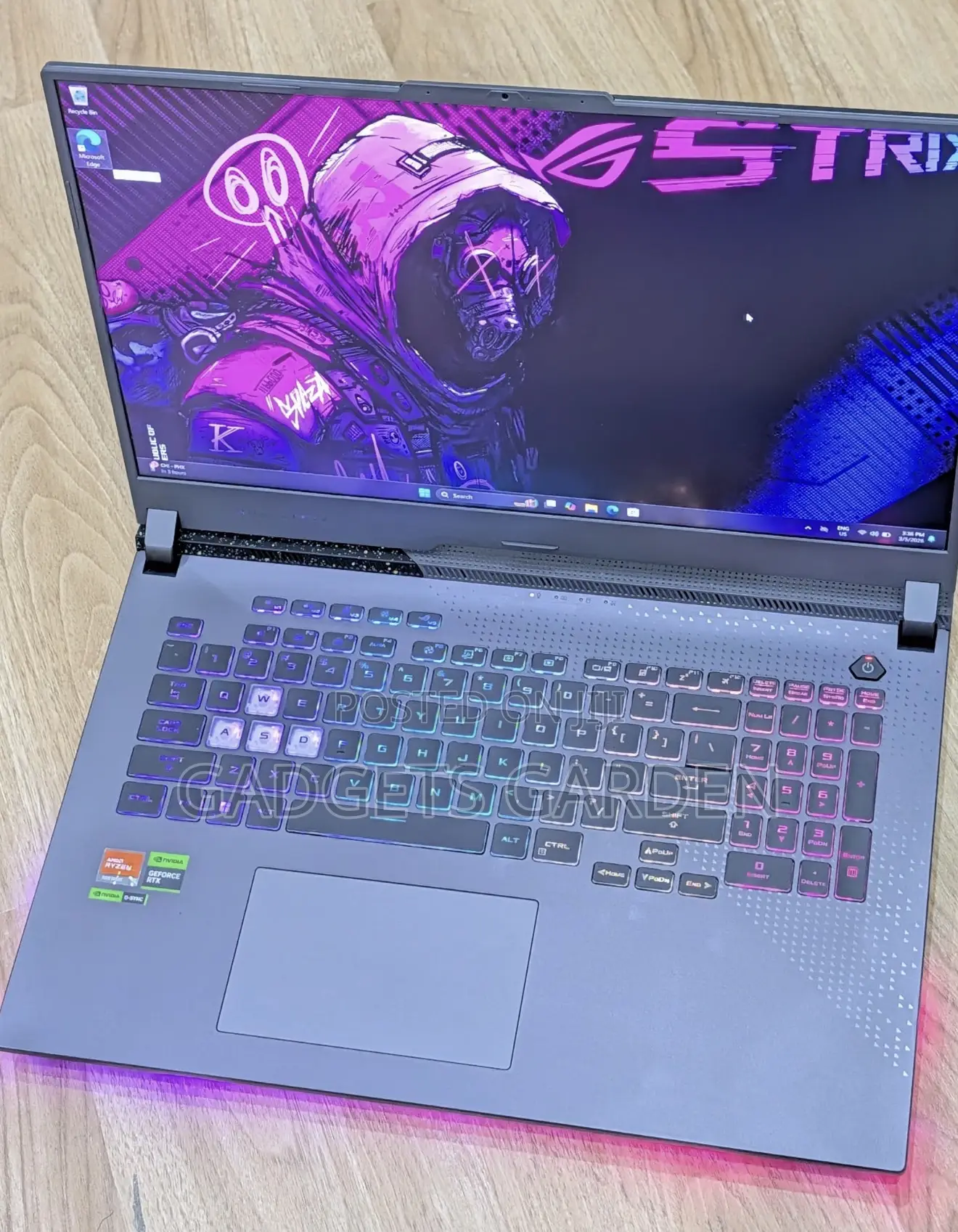 Laptop Asus ROG Strix G17 16GB AMD Ryzen 9 SSD 1T