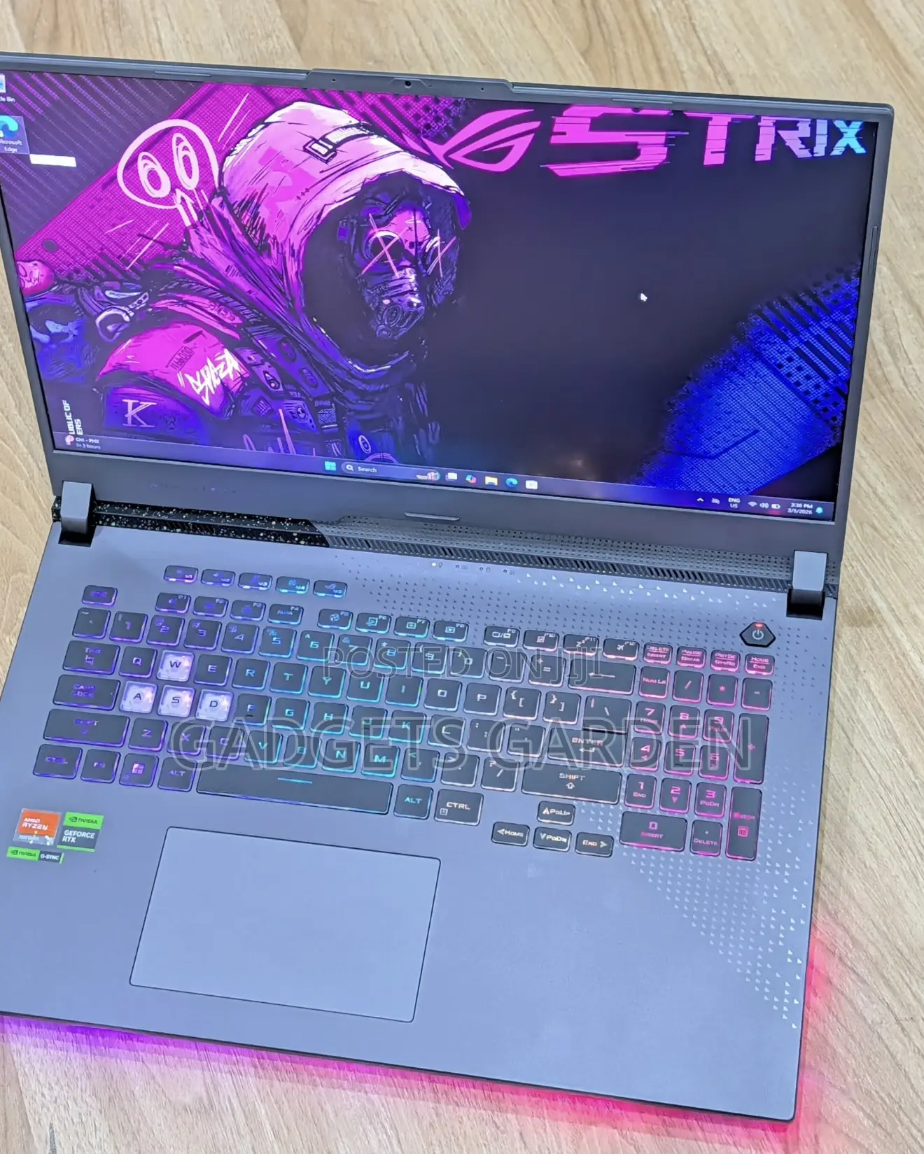 Laptop Asus ROG Strix G17 16GB AMD Ryzen 9 SSD 1T