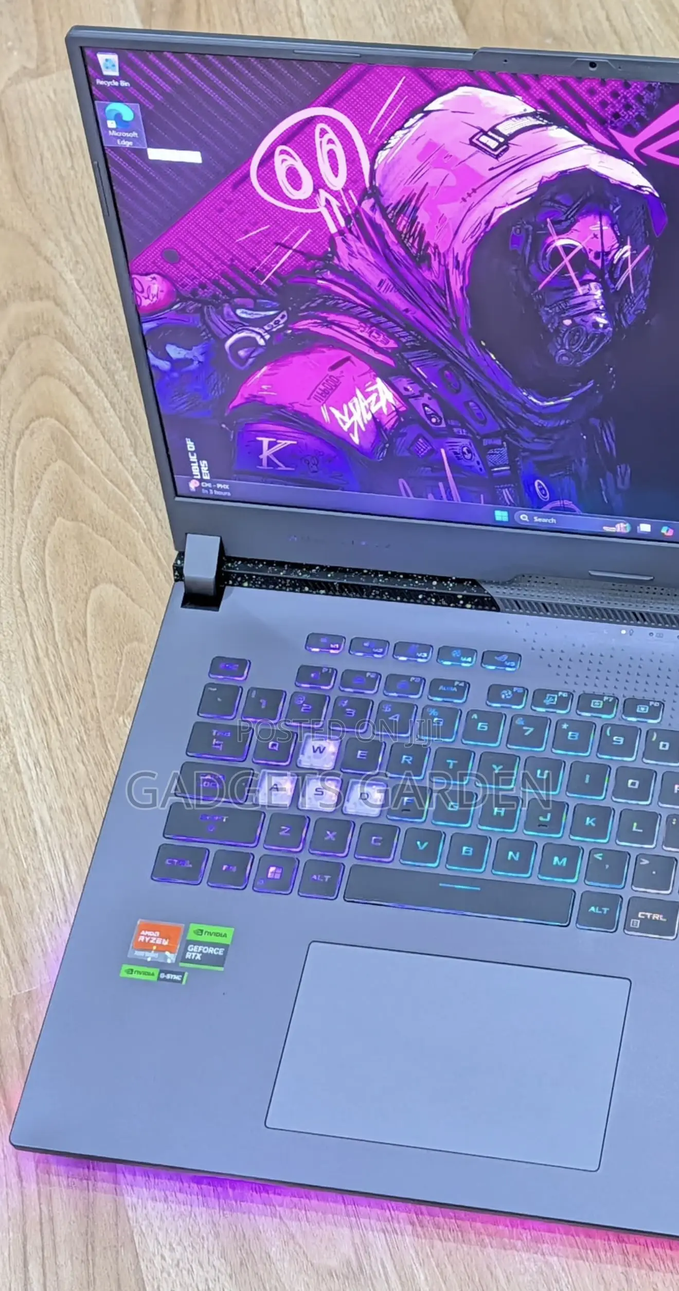 Laptop Asus ROG Strix G17 16GB AMD Ryzen 9 SSD 1T