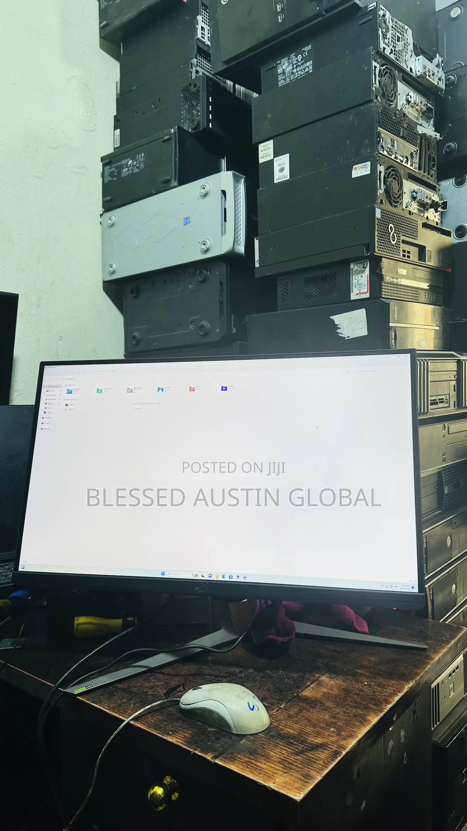 27 Inches Frameless High Gaming Monitor With 360hz Refresh Rate