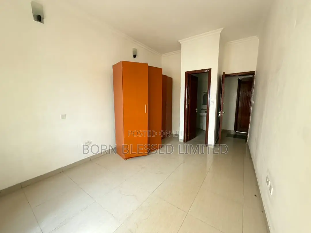 3bdrm Block of Flats in Oniru, Victoria Island Extension for rent