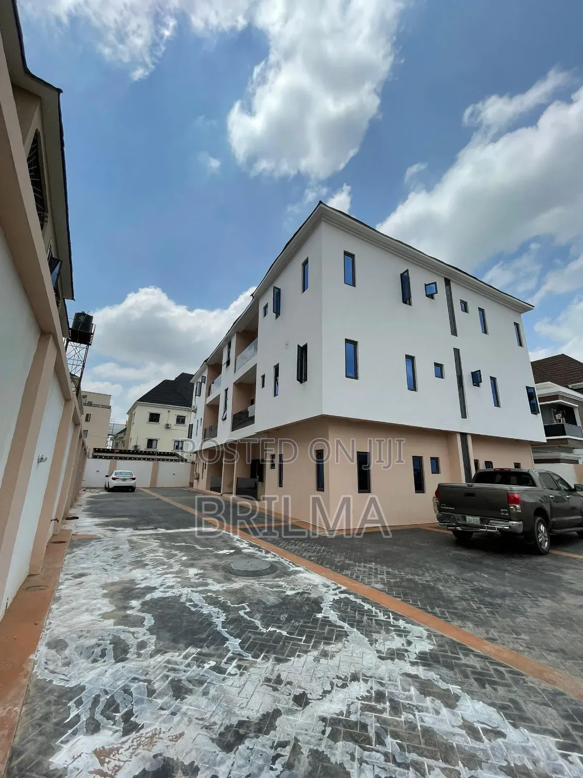 3bdrm Block of Flats in Jahi for sale