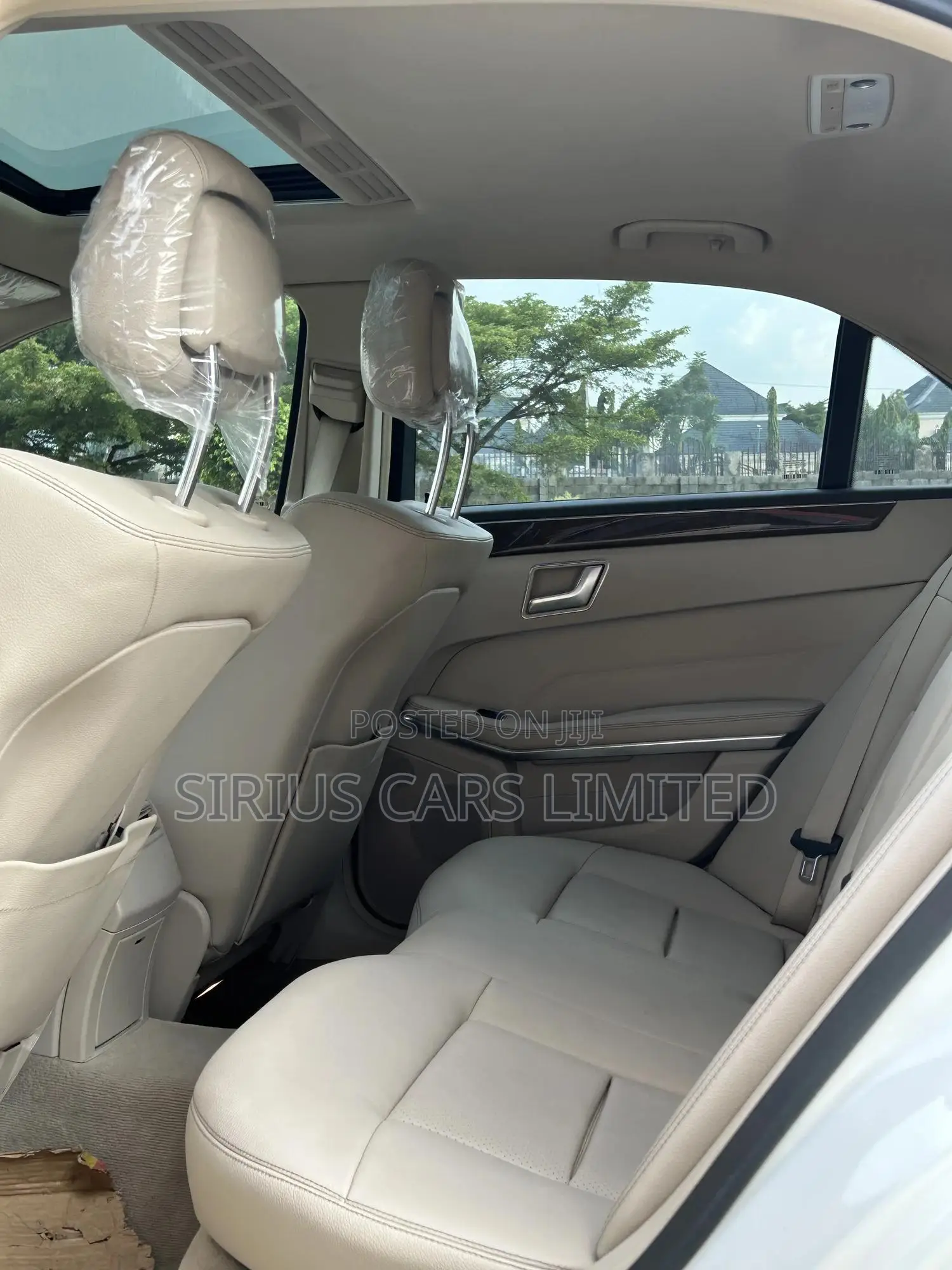 Mercedes-Benz E350 Base 4Matic Sedan AWD (3.5L 6cyl 7A) 2014 White