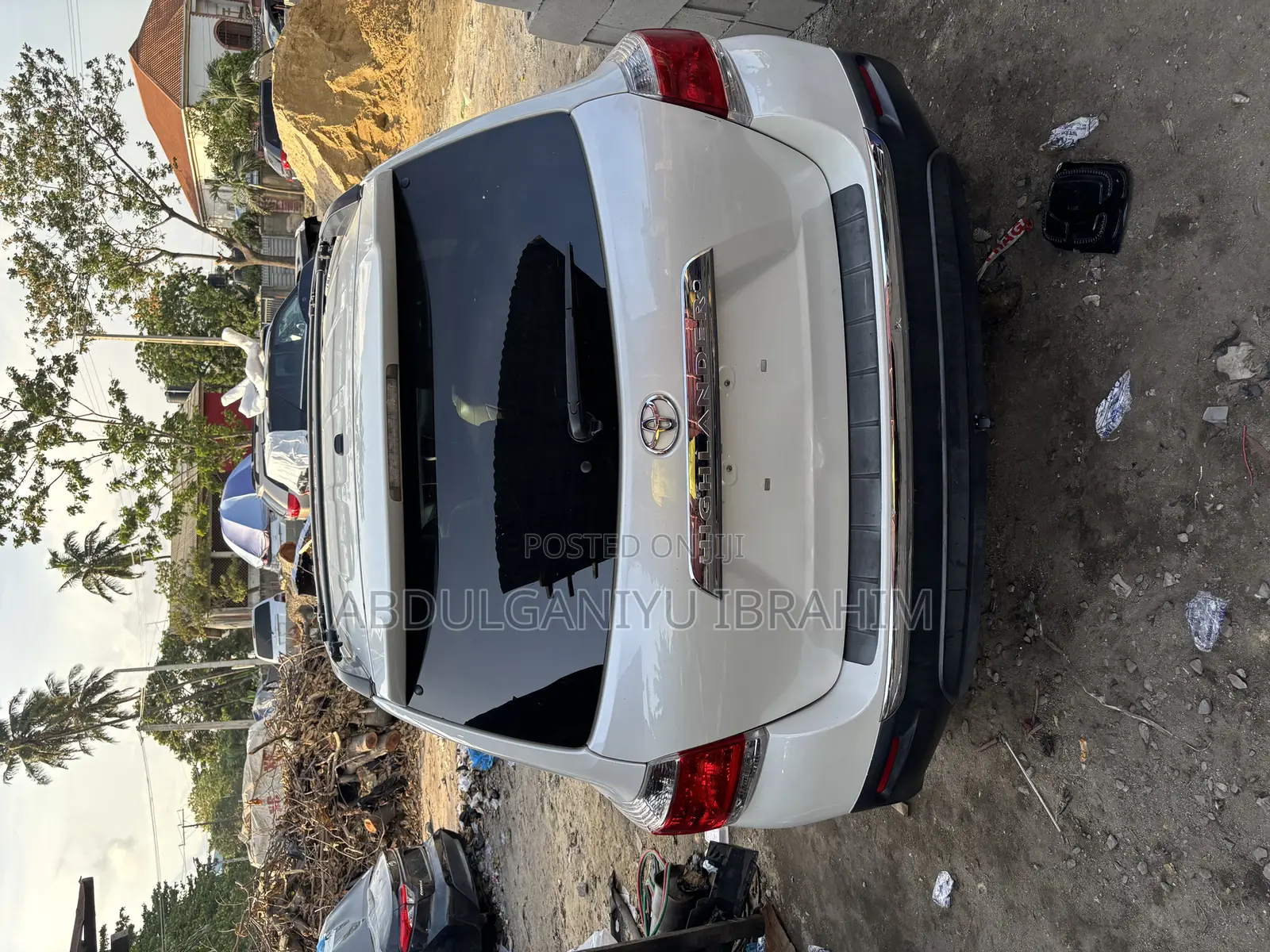 Toyota Highlander Limited 2012 White