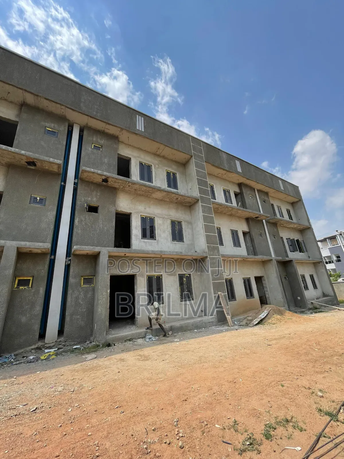 4bdrm Duplex in Jahi for sale