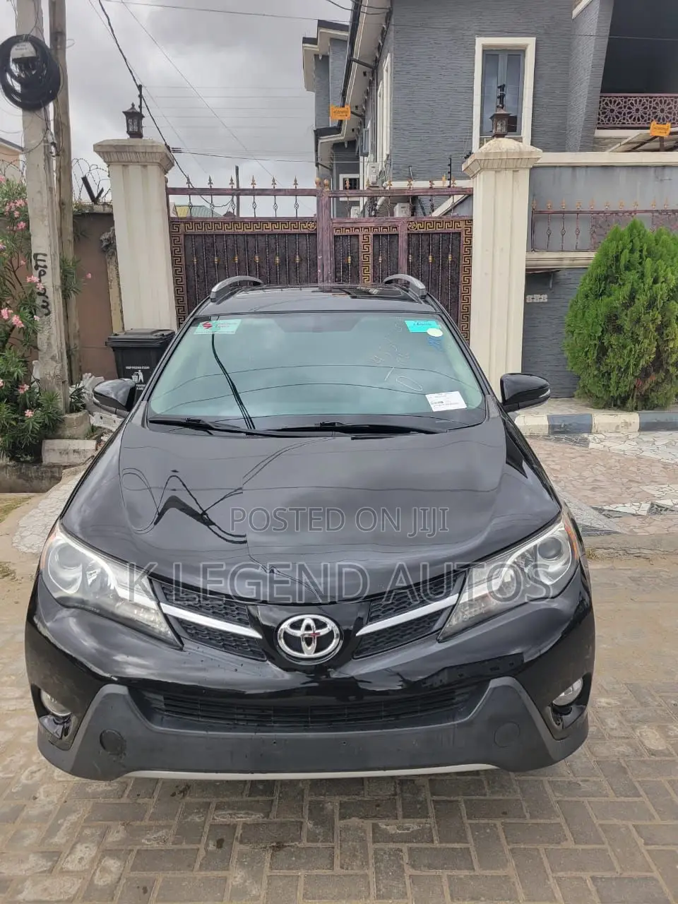 Toyota RAV4 XLE AWD (2.5L 4cyl 6A) 2013 Black