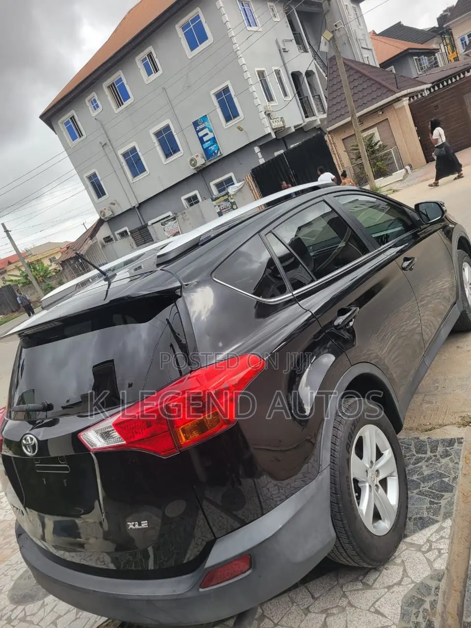 Toyota RAV4 XLE AWD (2.5L 4cyl 6A) 2013 Black