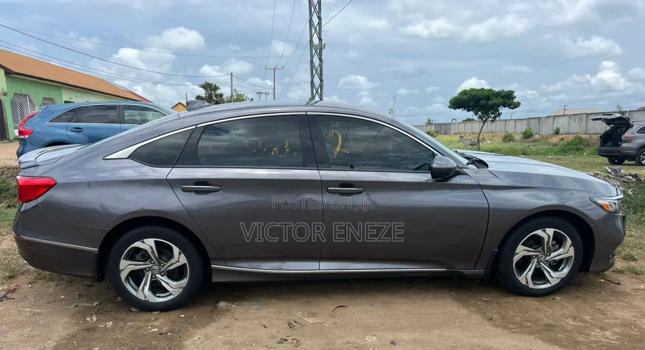 Honda Accord 2019 Beige