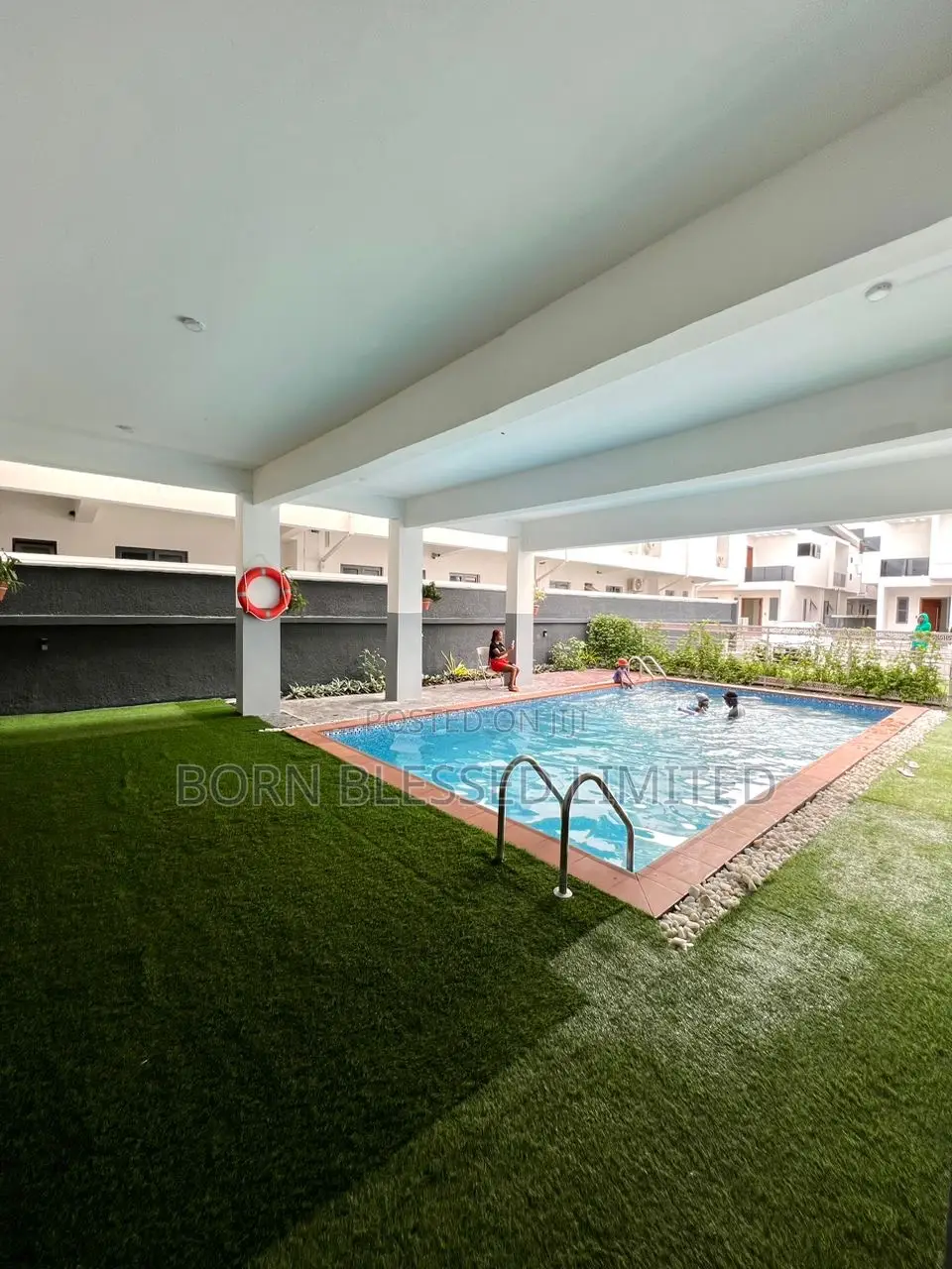 4bdrm Duplex in Ologolo for rent