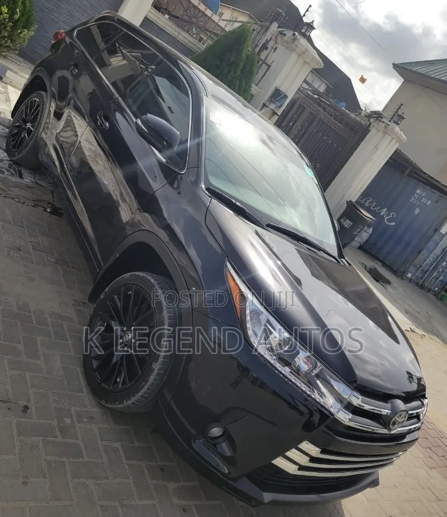 Toyota Highlander 2016 Black