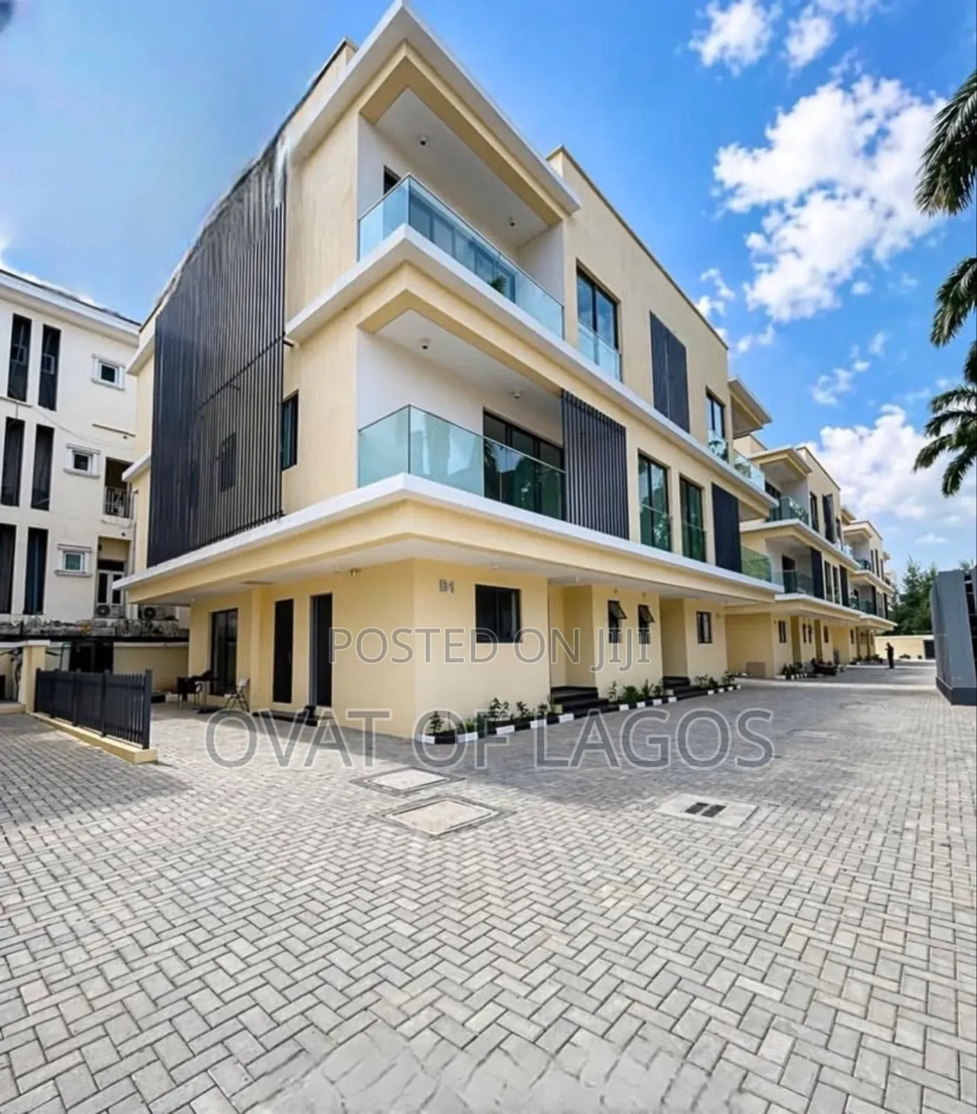5bdrm Duplex in Ikoyi for rent
