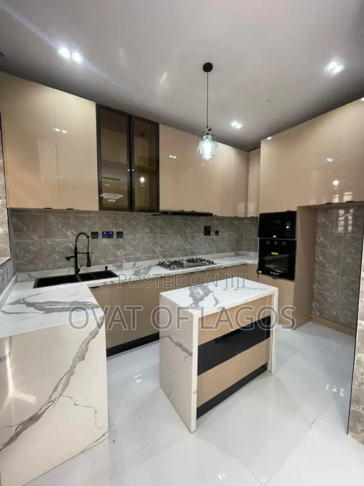 2bdrm Apartment in Ologolo for sale