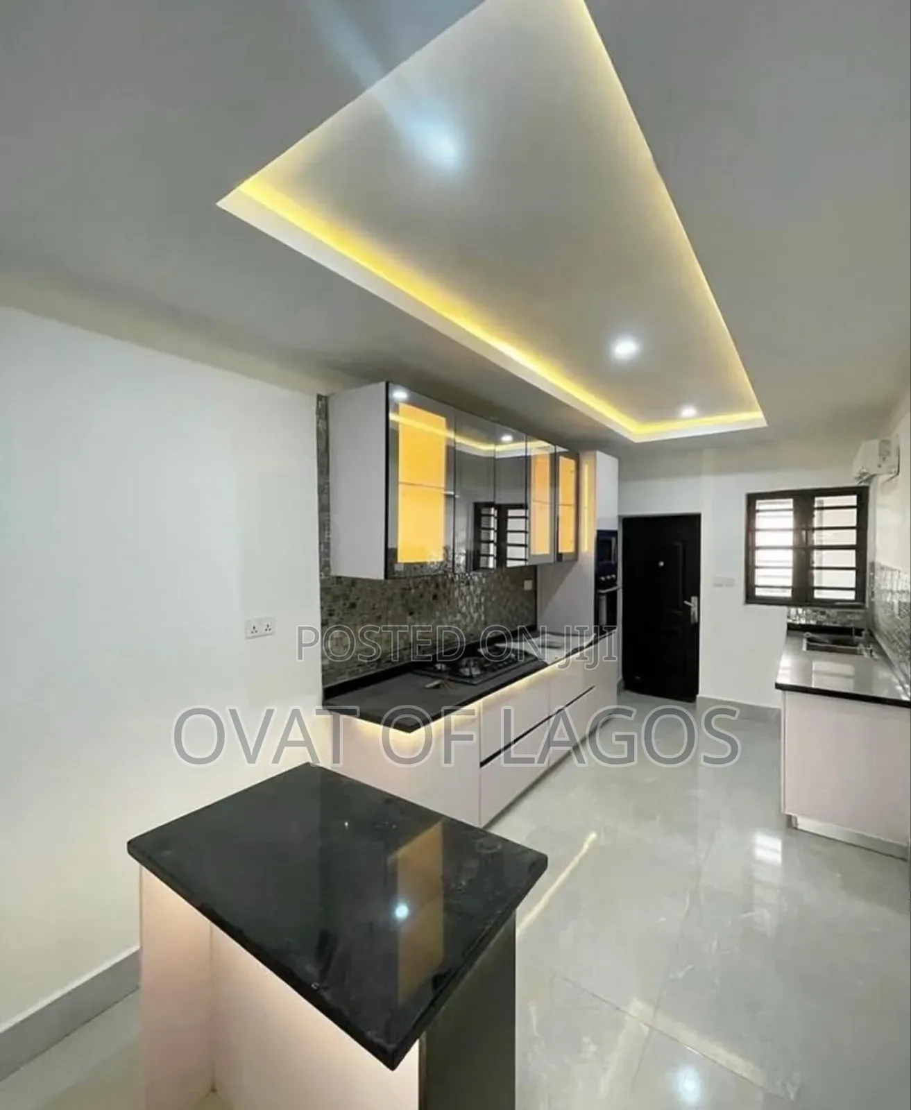 3bdrm Apartment in Oniru, Lekki for rent