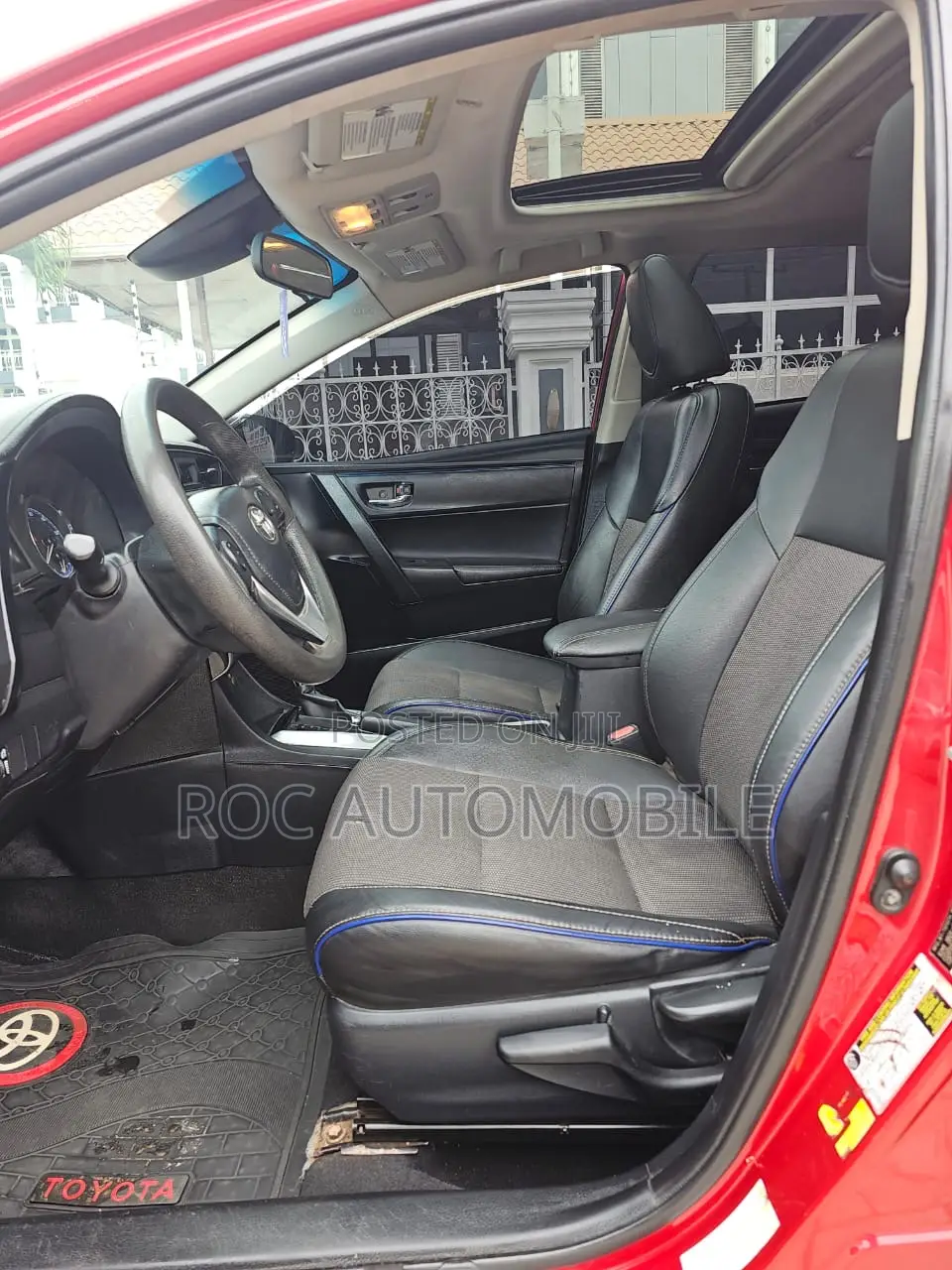 Toyota Corolla 2017 Red