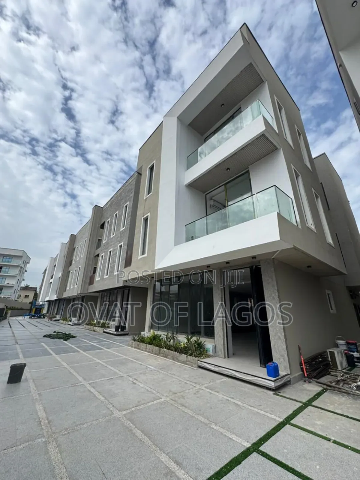 5bdrm Duplex in Ikoyi for sale