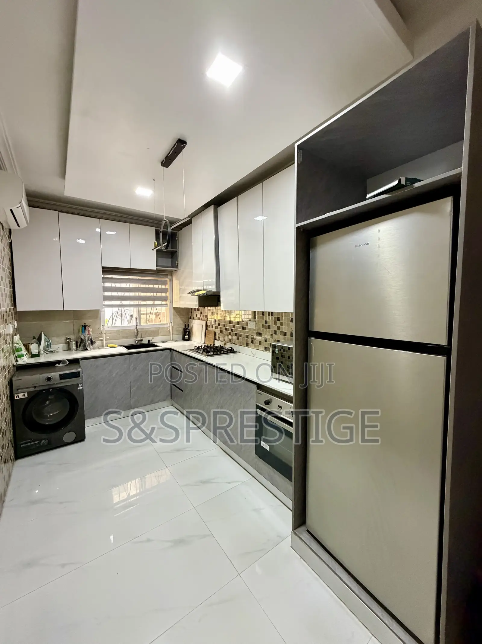 Furnished 2bdrm Apartment in Banana Island for rent