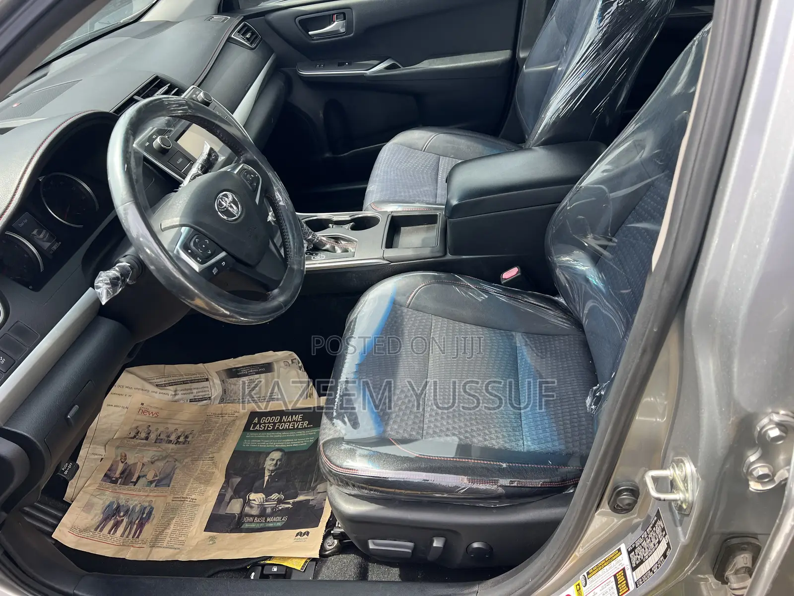 Toyota Camry SE 4dr Sedan (2.5L 4cyl 6A) 2015 Silver