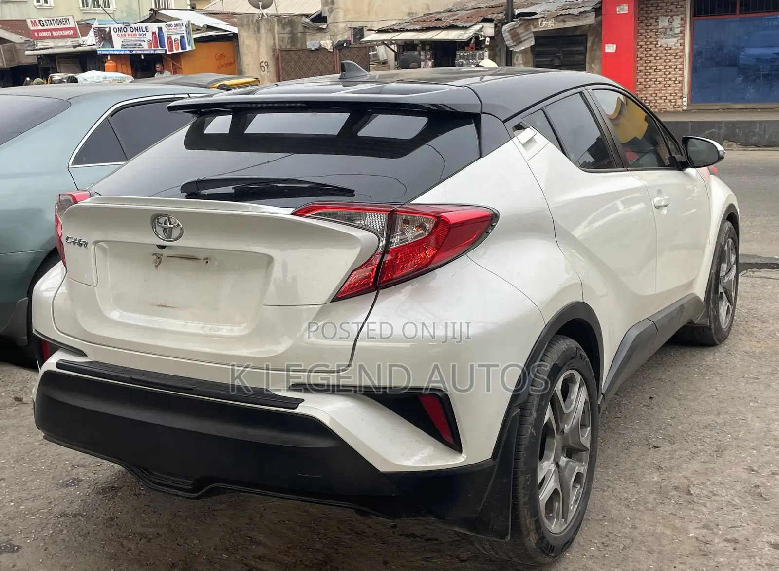 Toyota C-HR Limited FWD 2019 White