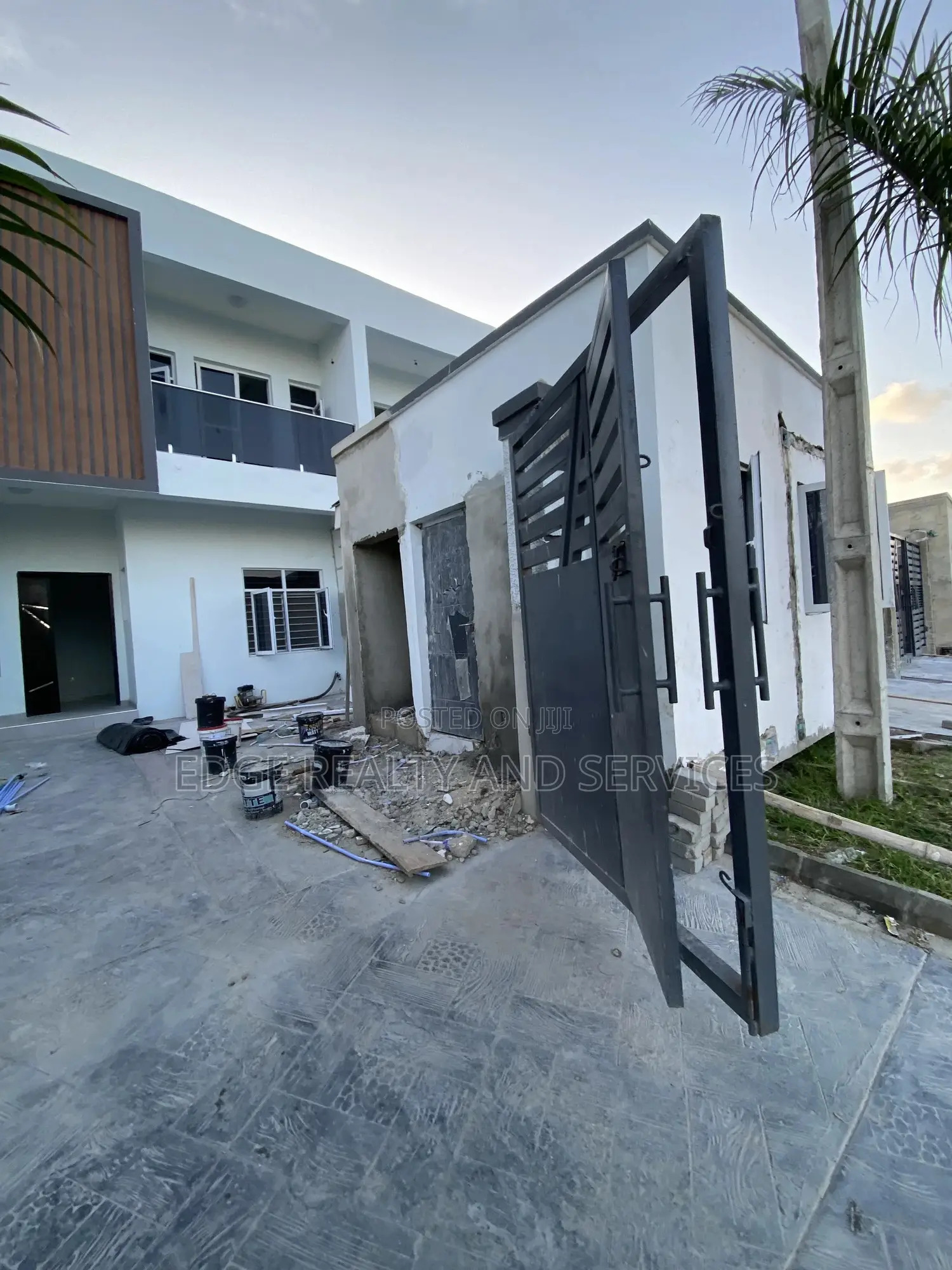 4bdrm Townhouse/Terrace in Lekki Scheme 2, VGC / Ajah for sale