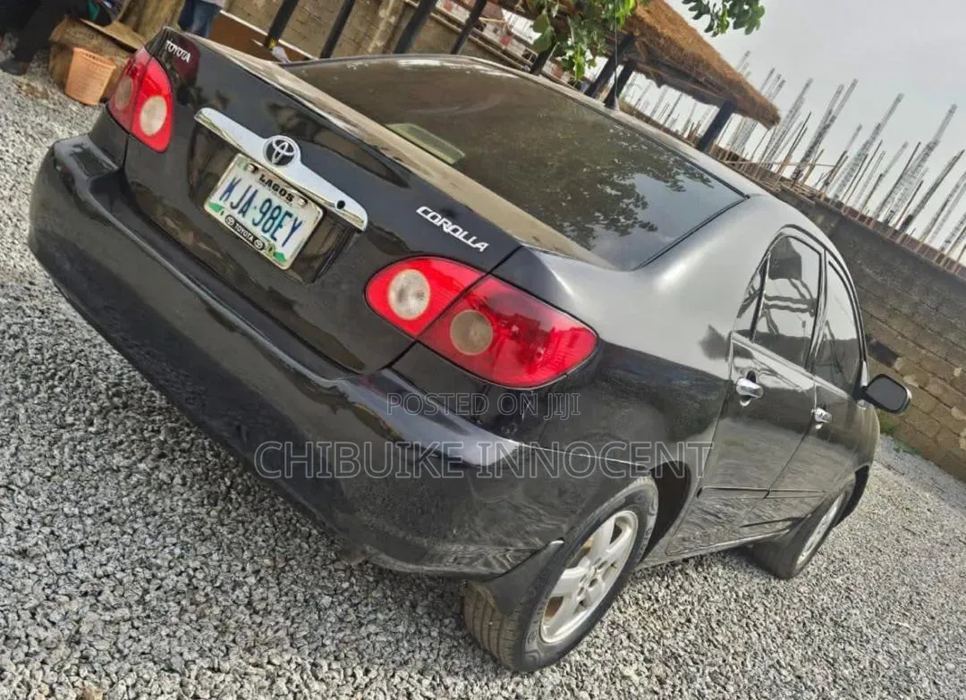 Toyota Corolla 2006 Black