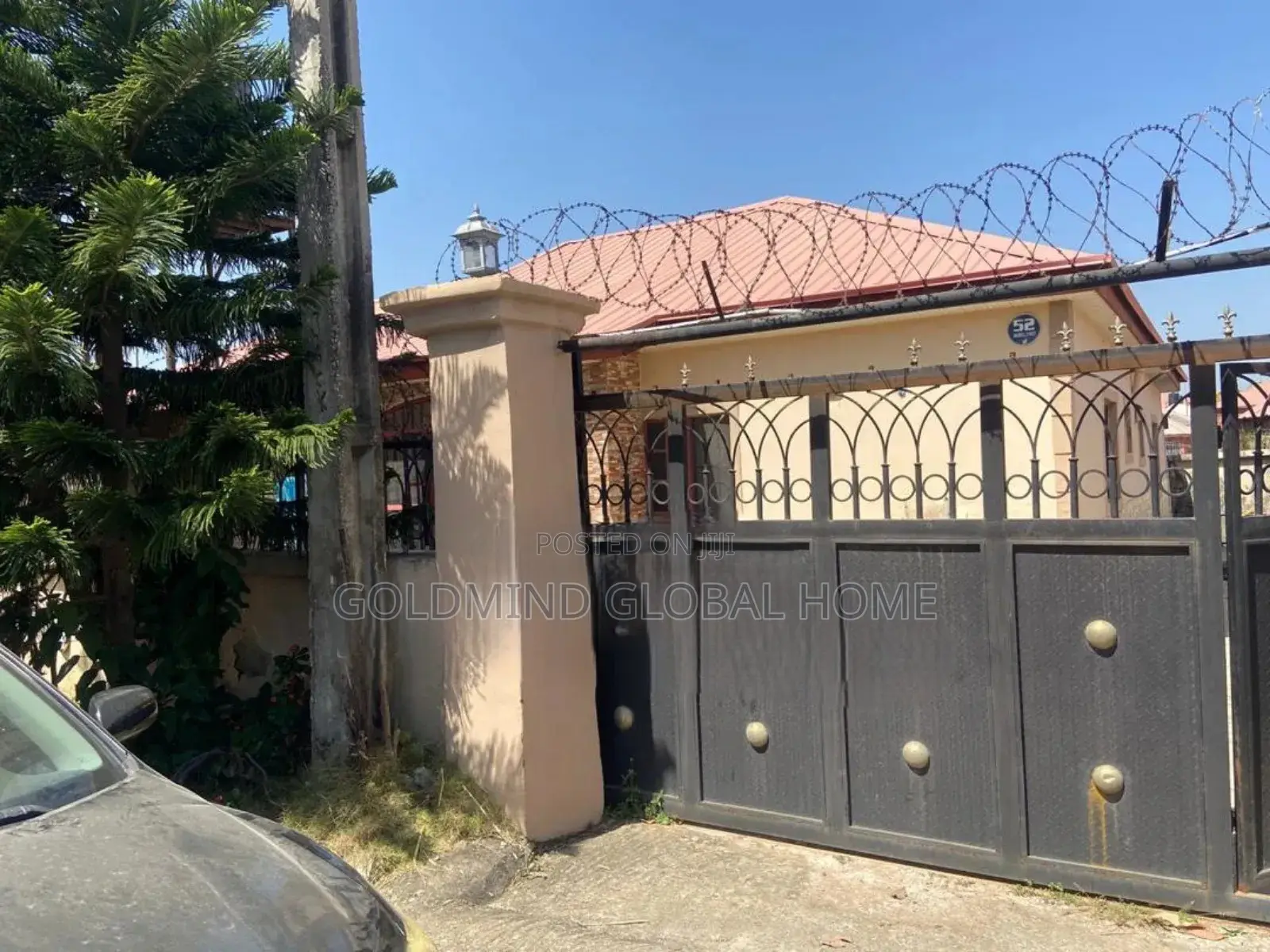 2bdrm Bungalow in Lugbe - Abuja for sale