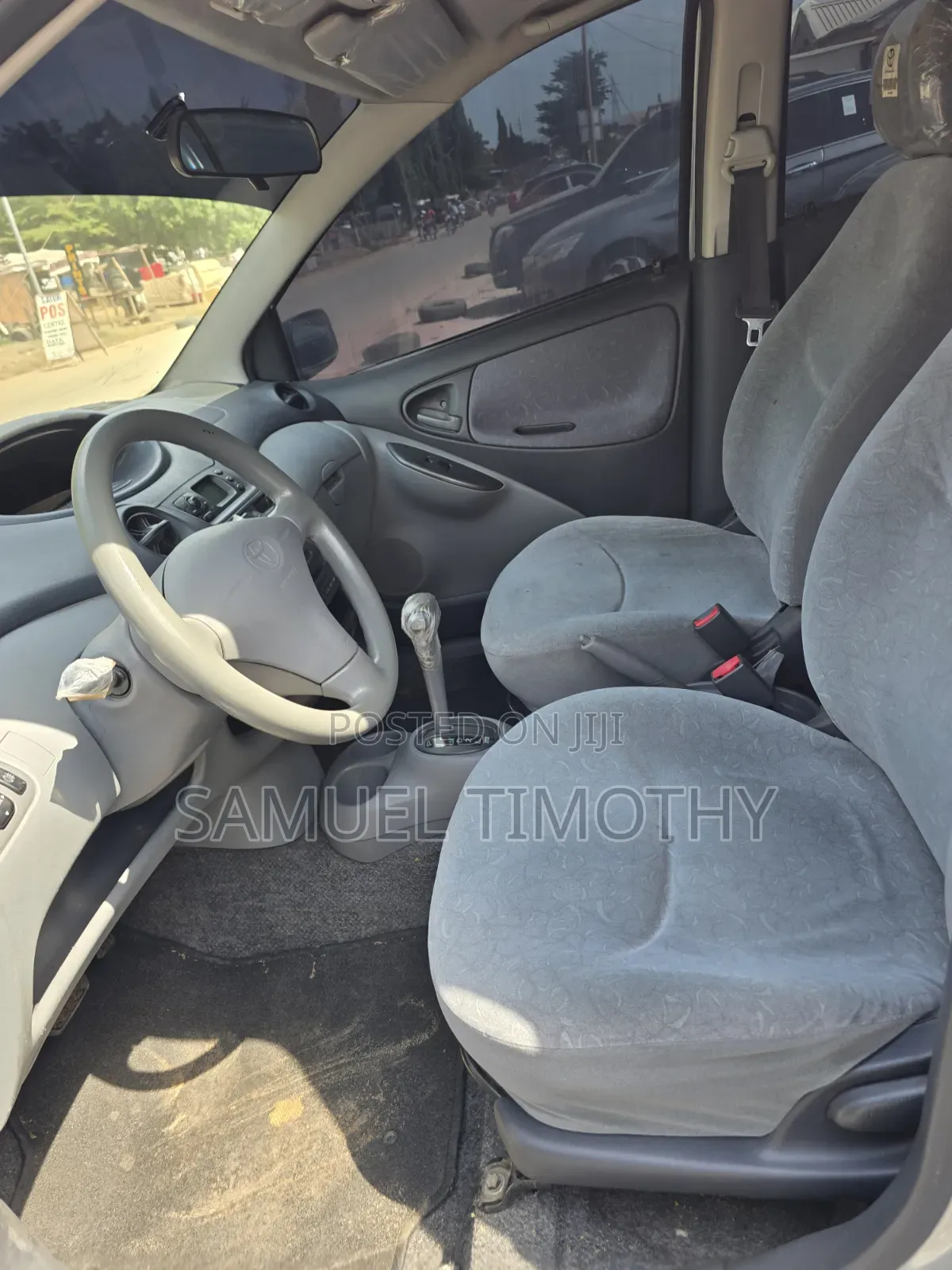 Toyota Yaris 1.0 2005 Silver