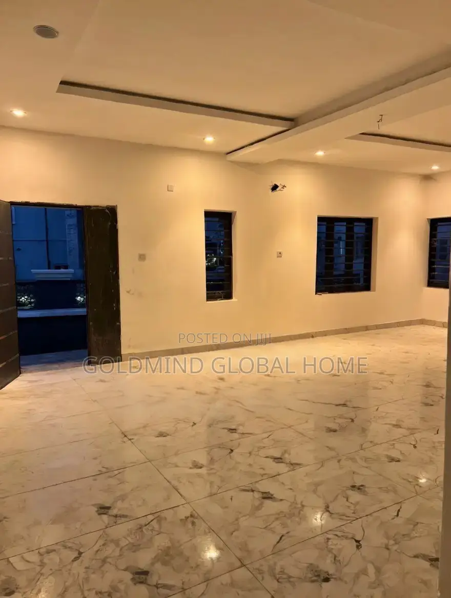 Furnished 5bdrm Duplex in Lugbe - Abuja for sale