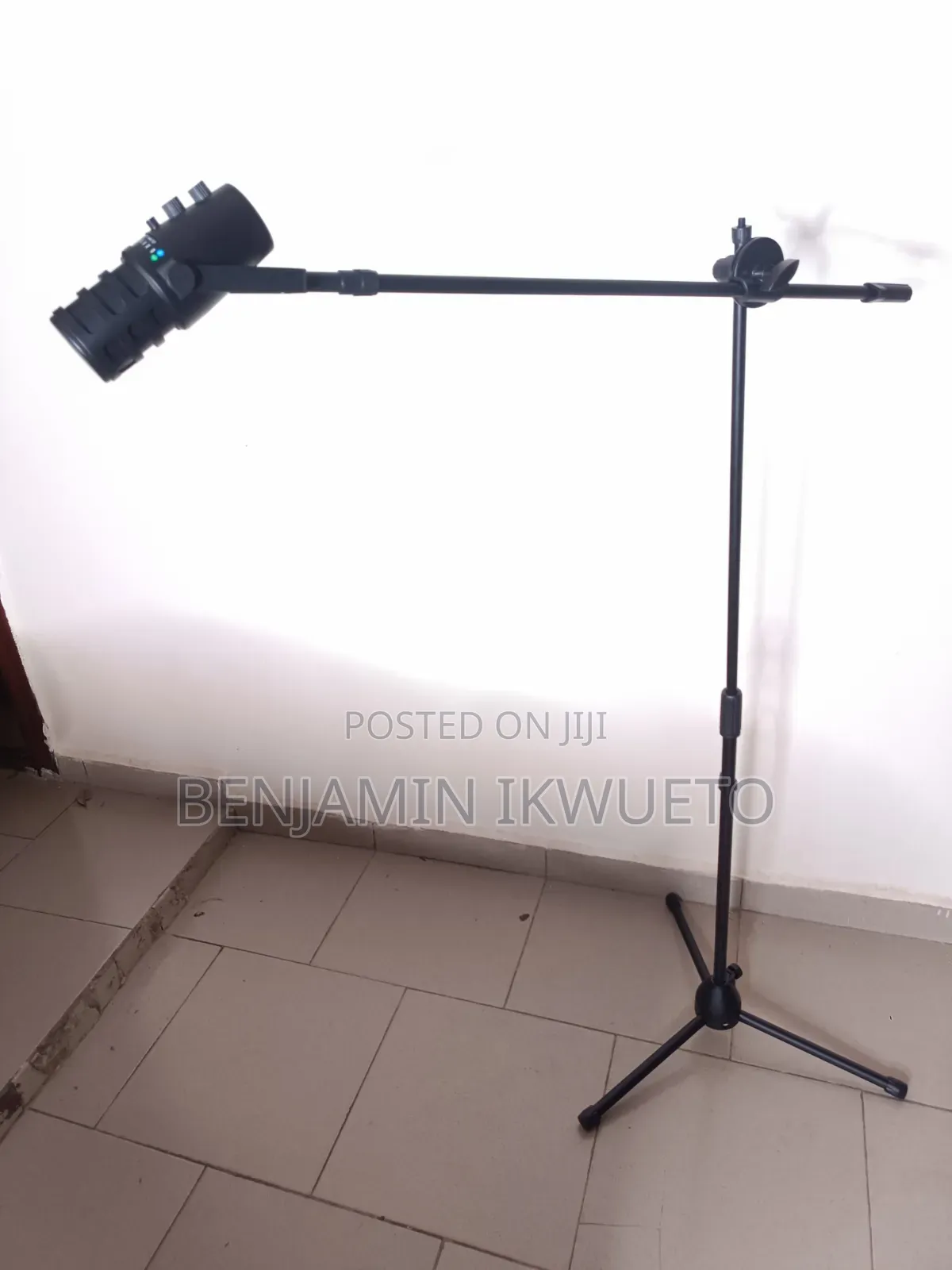 Microphone Stand/Tripod