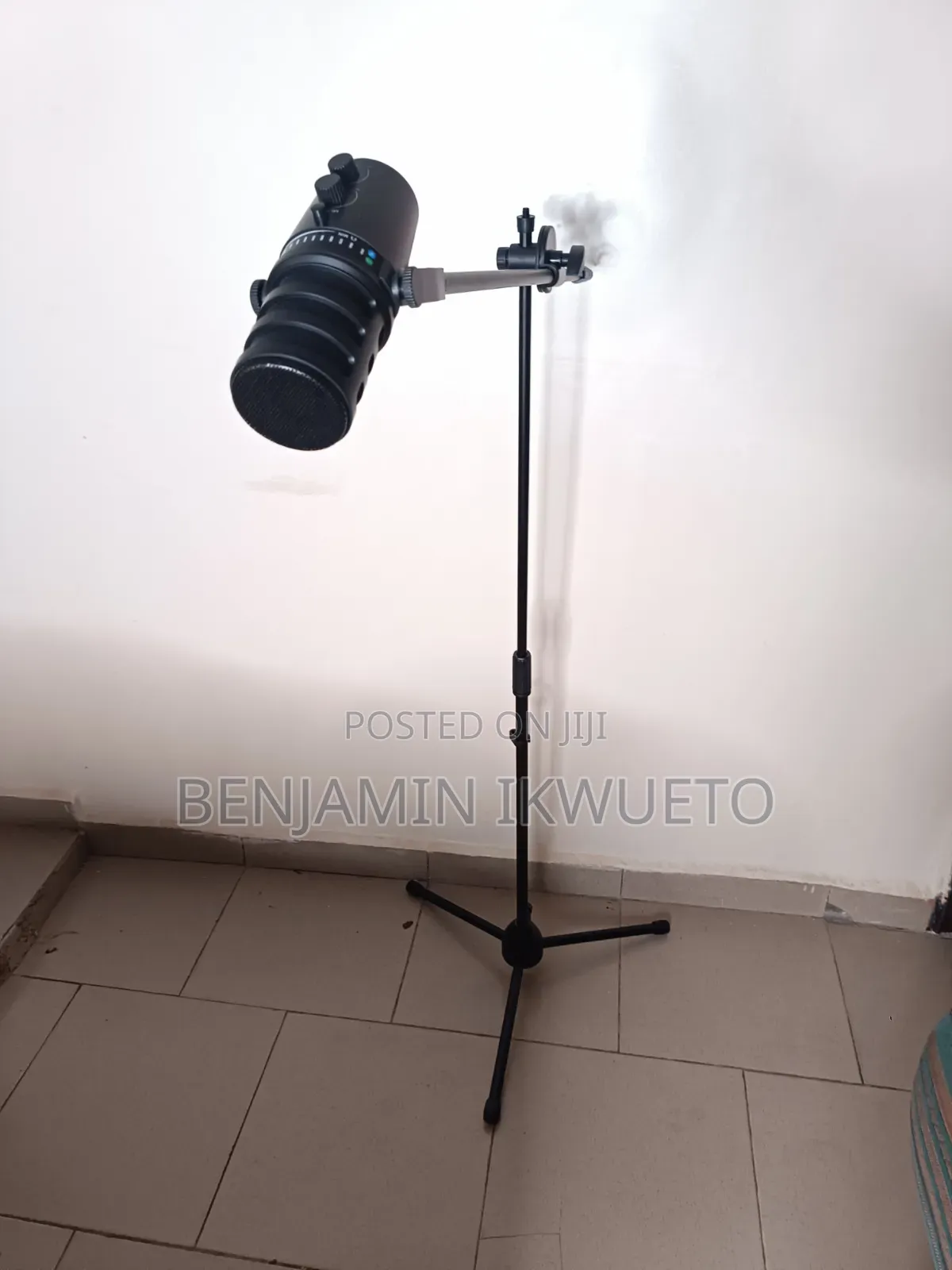 Microphone Stand/Tripod
