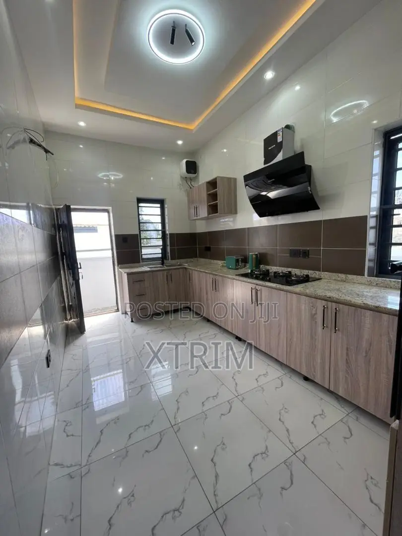 Furnished 4bdrm Duplex in Ikota Gra for rent