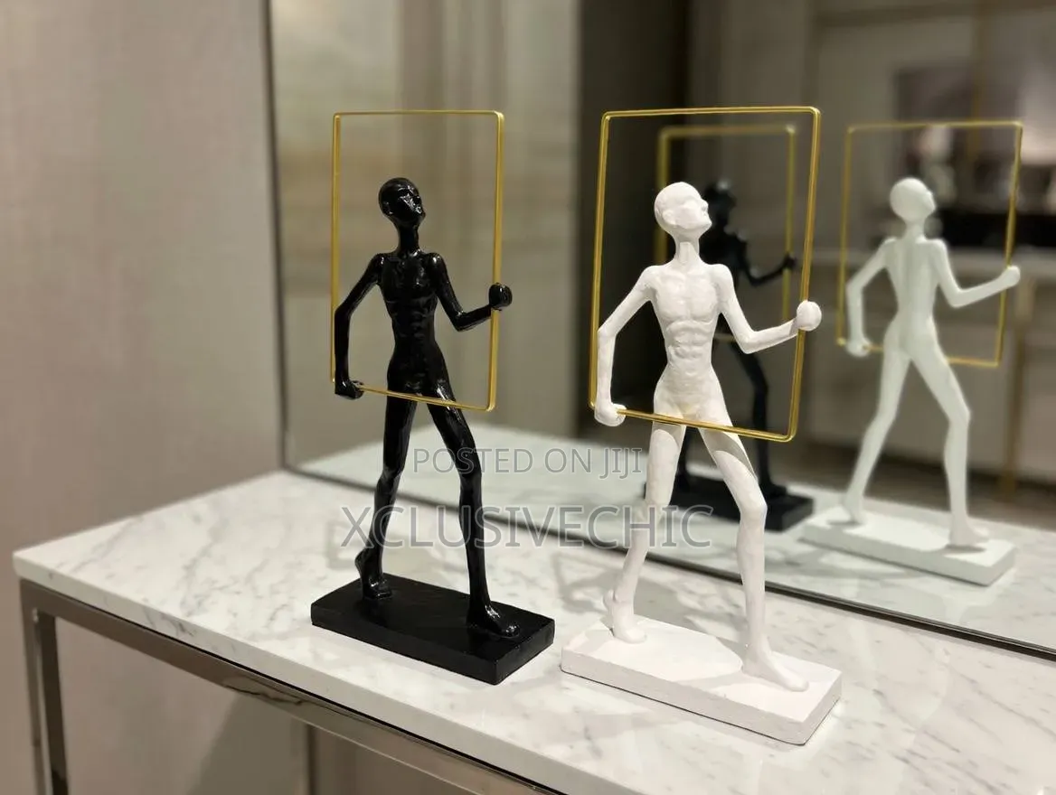 Home Figurine Decor