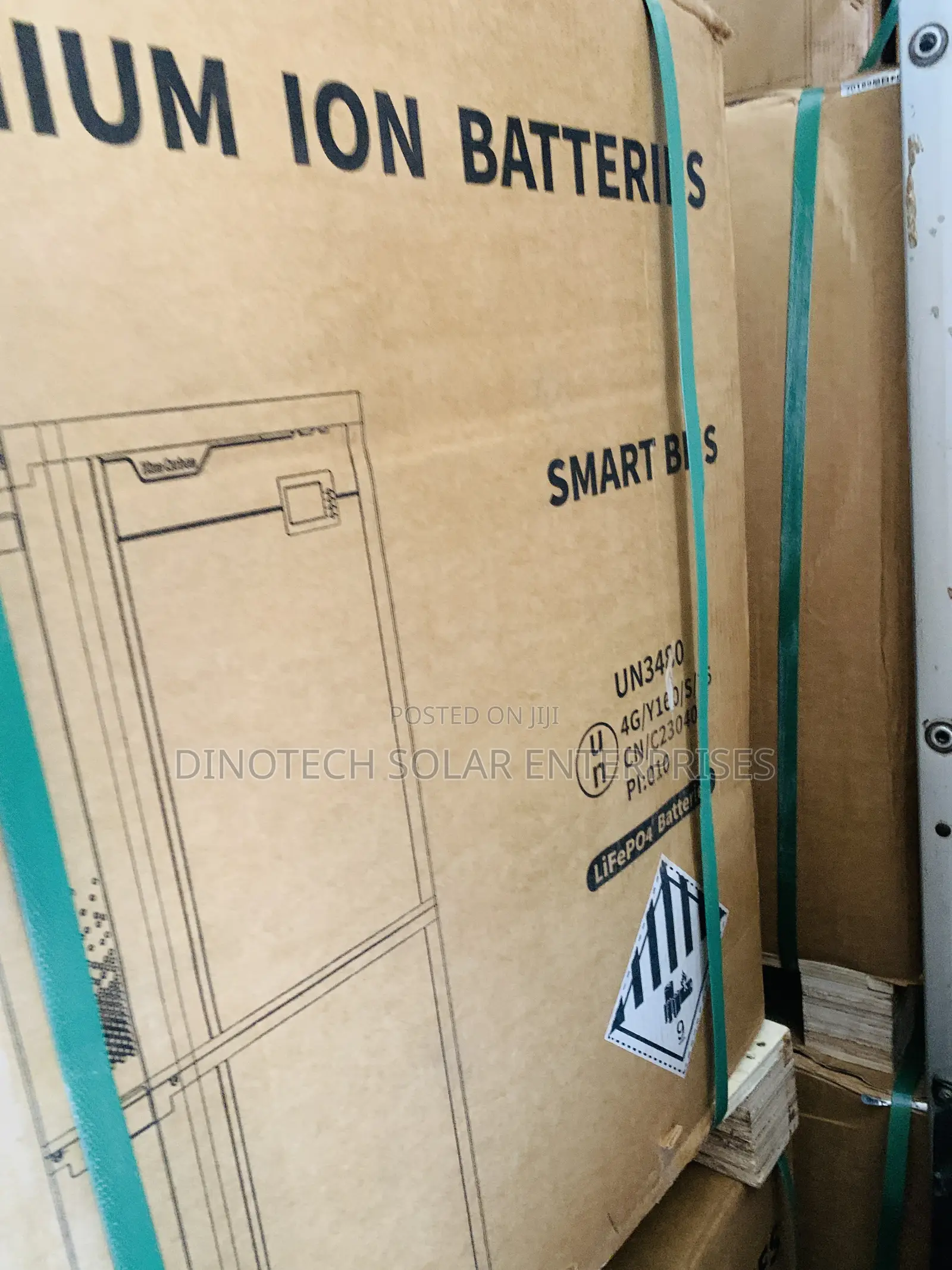 Smart BMS 15kwh 51.2v Blue Carbon Lithium Battery