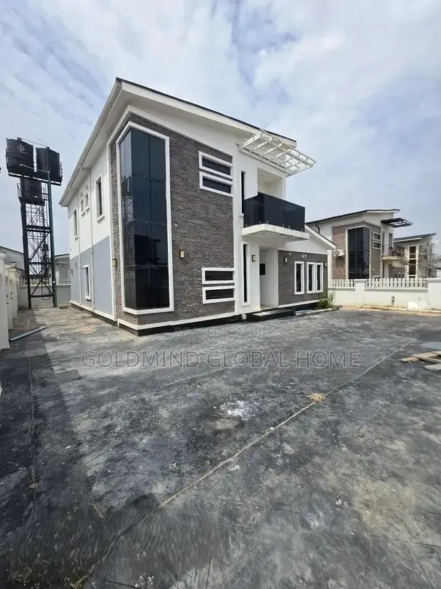 4bdrm Duplex in Lugbe - Abuja for sale