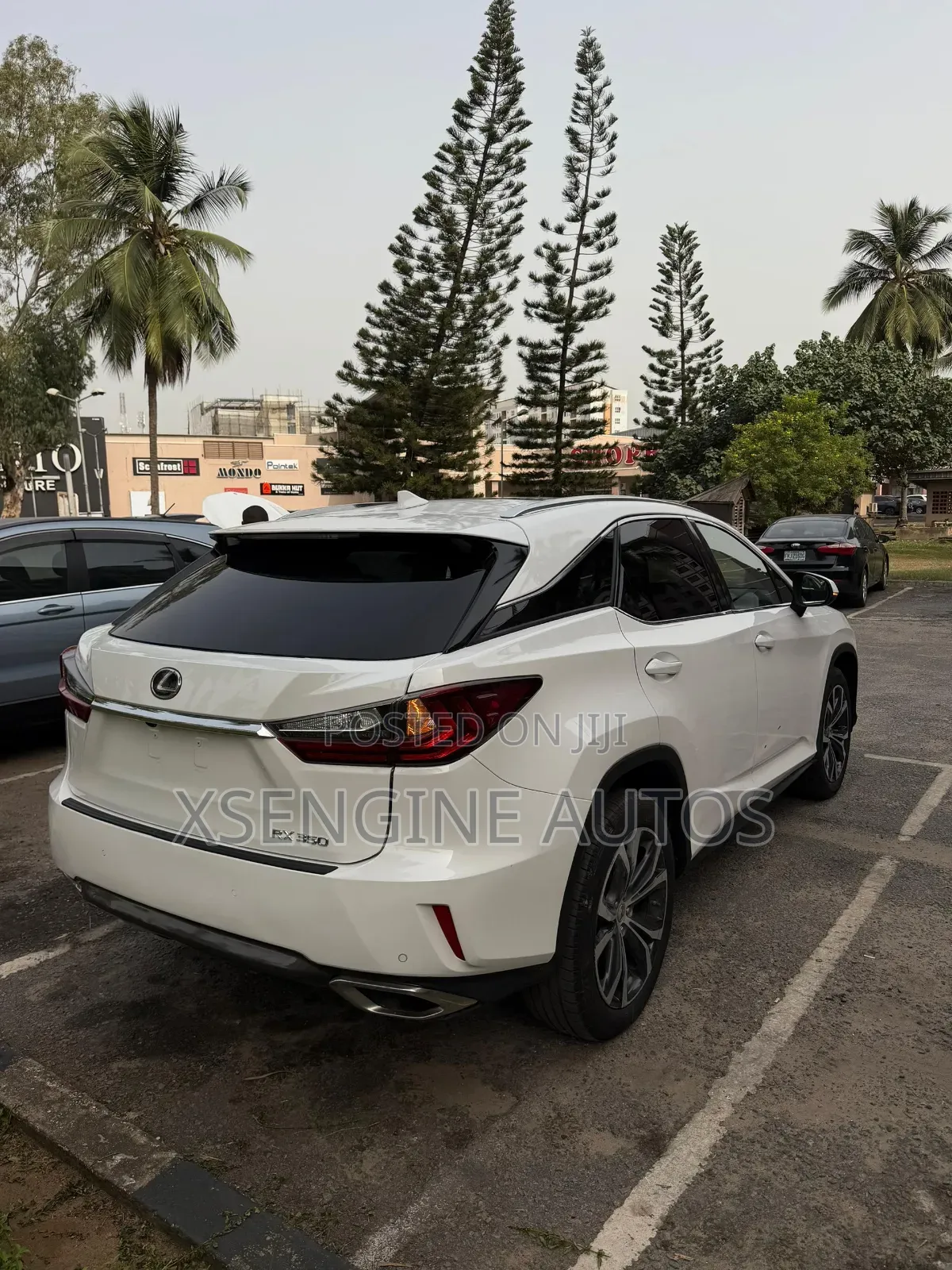Lexus RX 350 AWD 2017 White