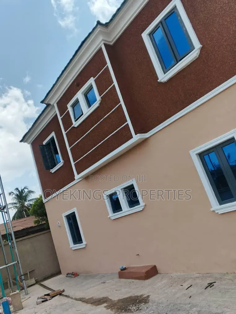 2bdrm Block of Flats in Ajinde, Oluyole Estate for rent