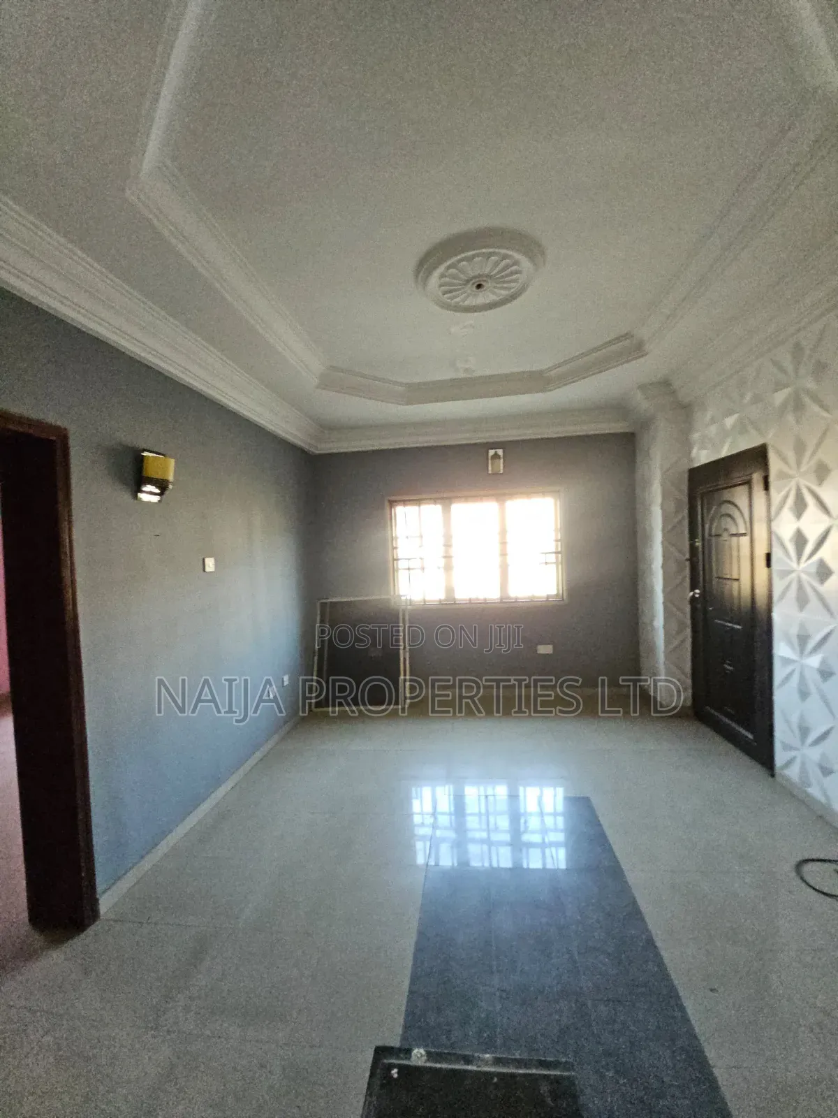 5bdrm Duplex in Magodo Phase 1 for rent